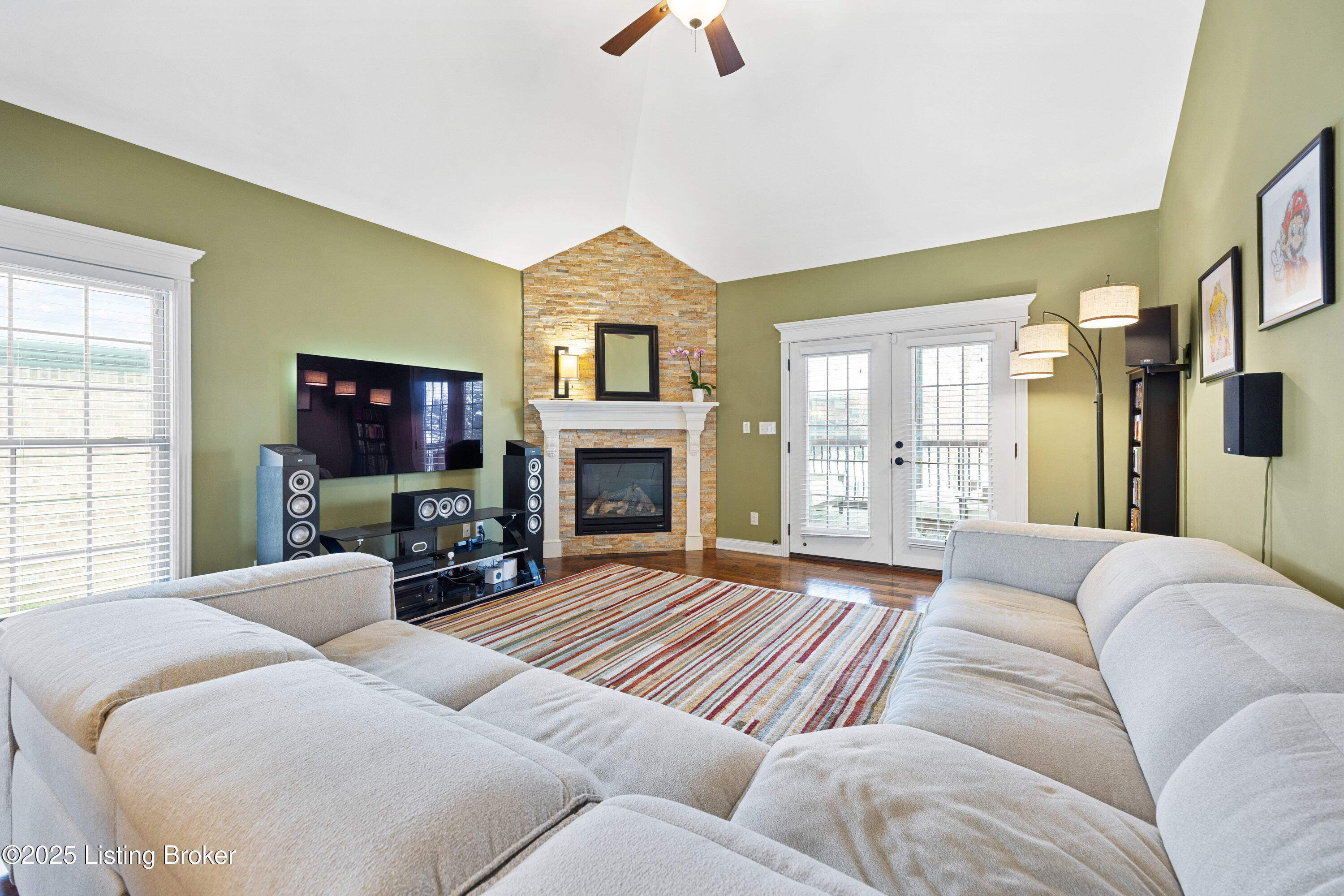 11101 Pebble Creek Dr