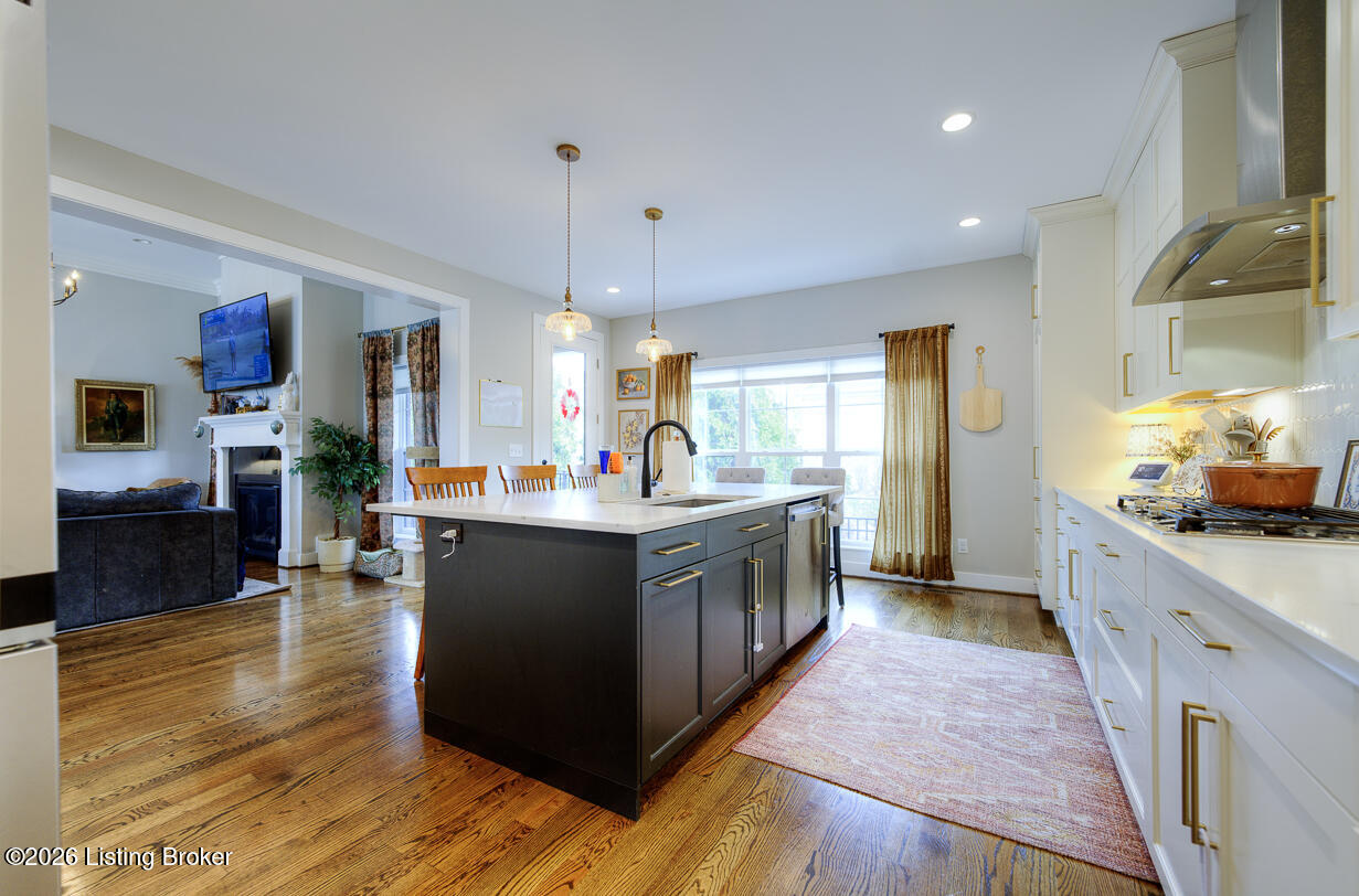 3103 Twin Creek Dr