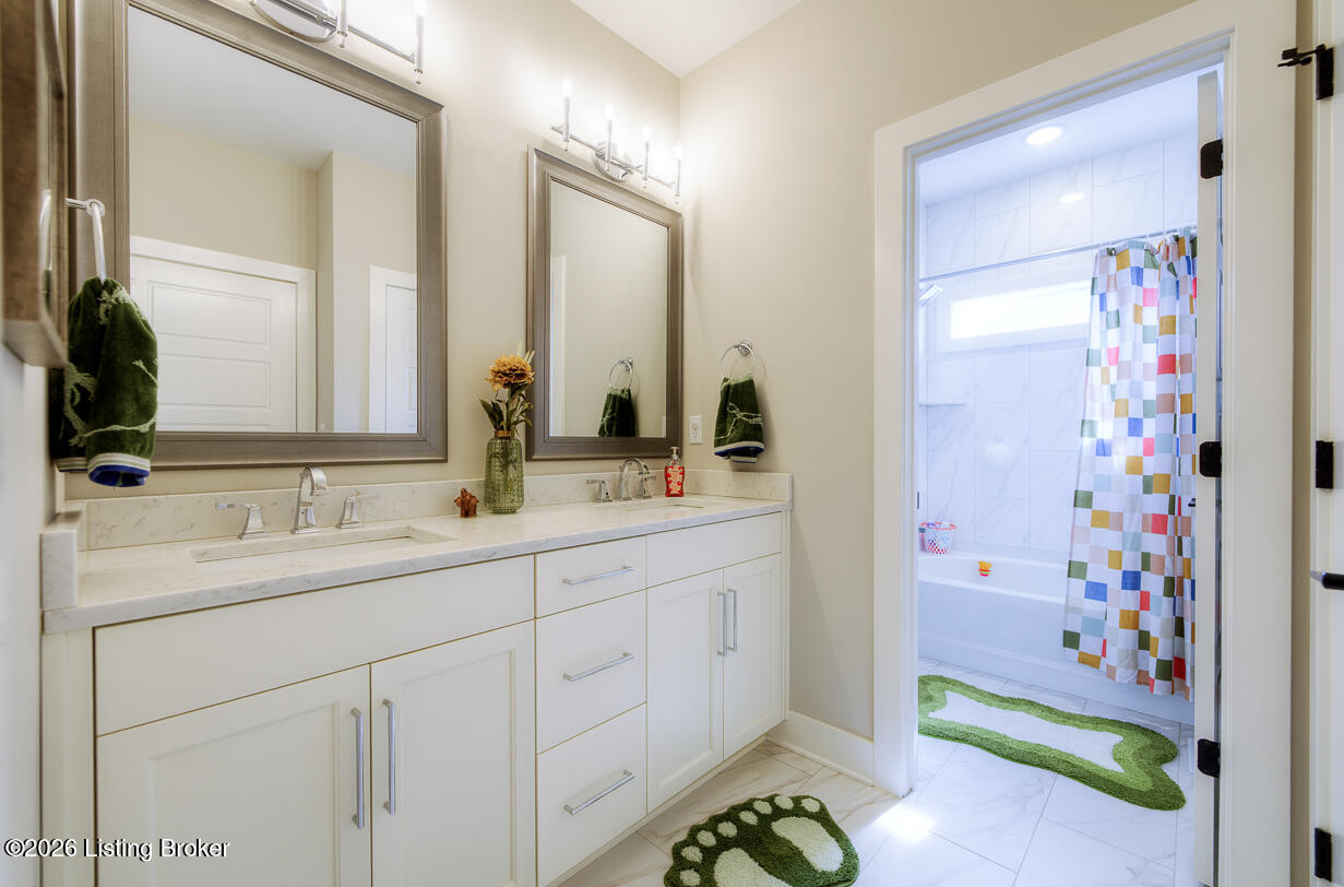 3103 Twin Creek Dr