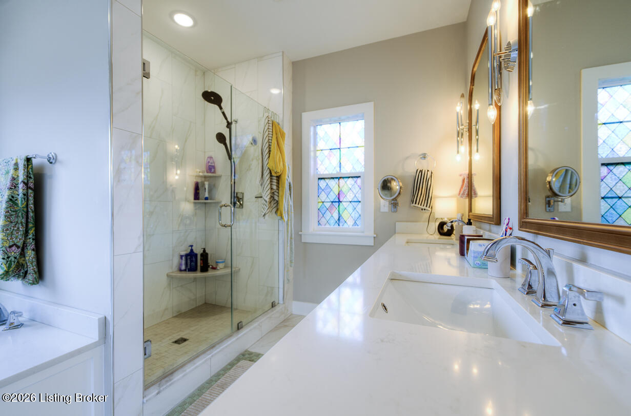 3103 Twin Creek Dr