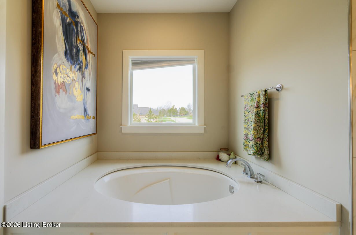 3103 Twin Creek Dr