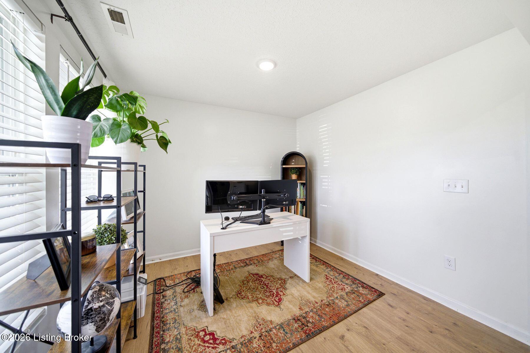 112 Ravens Nest Ct