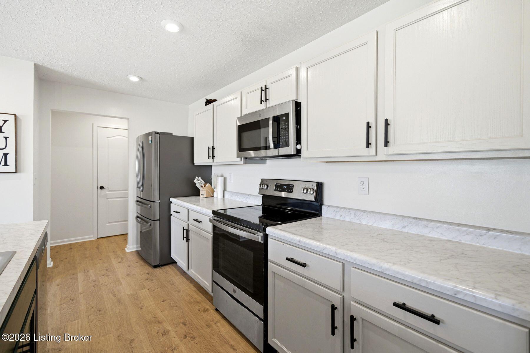 112 Ravens Nest Ct