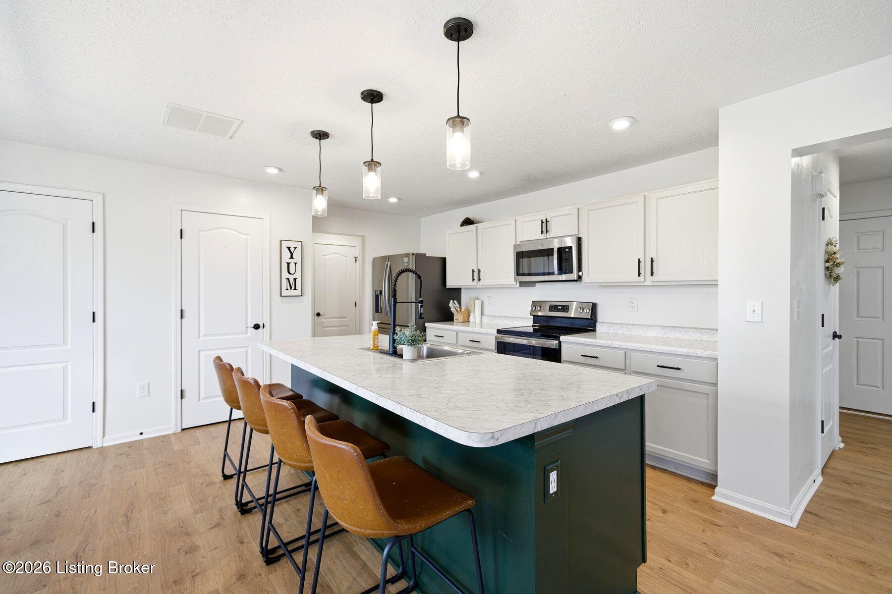 112 Ravens Nest Ct