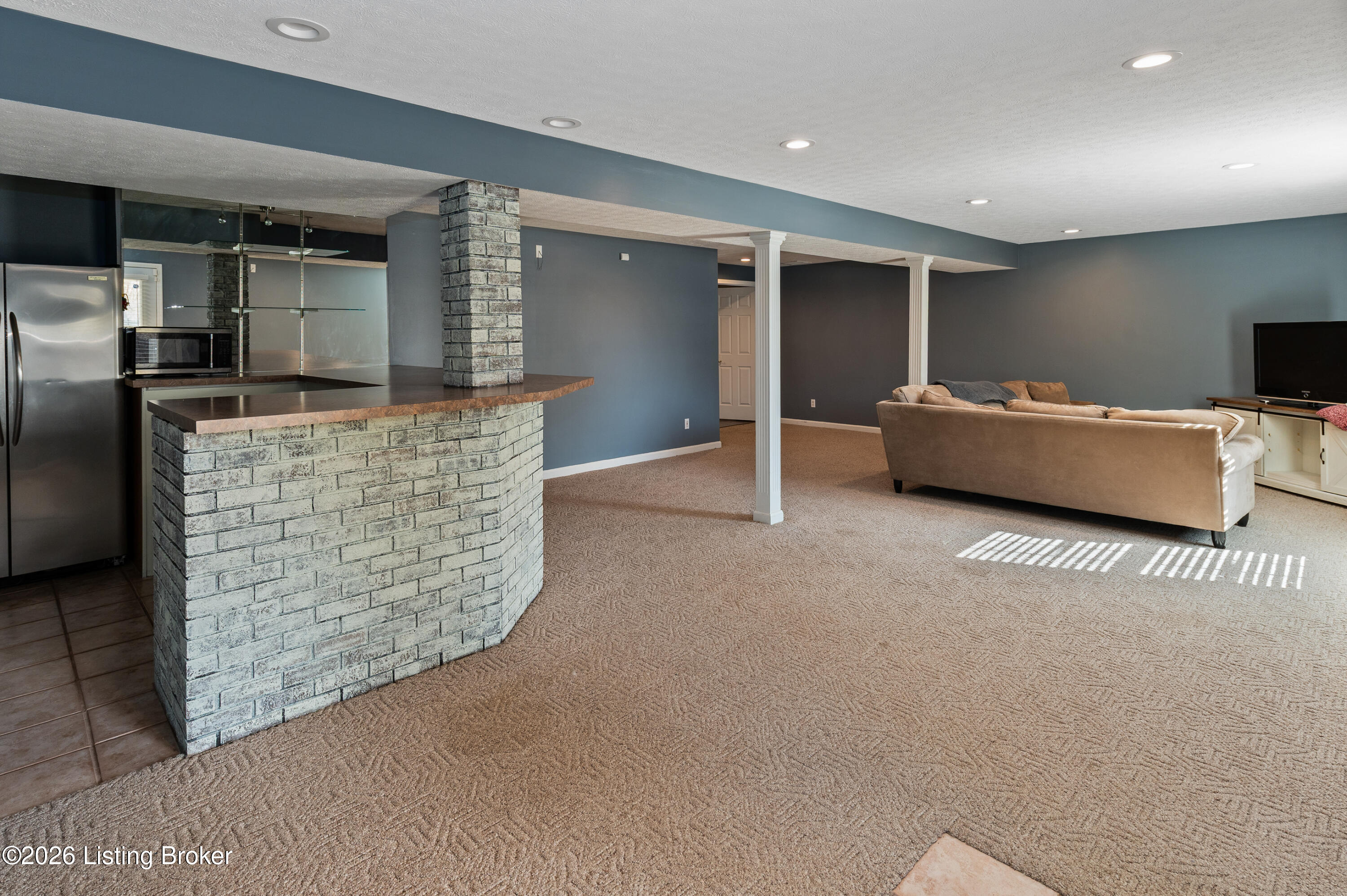 269 Beechwood Ave