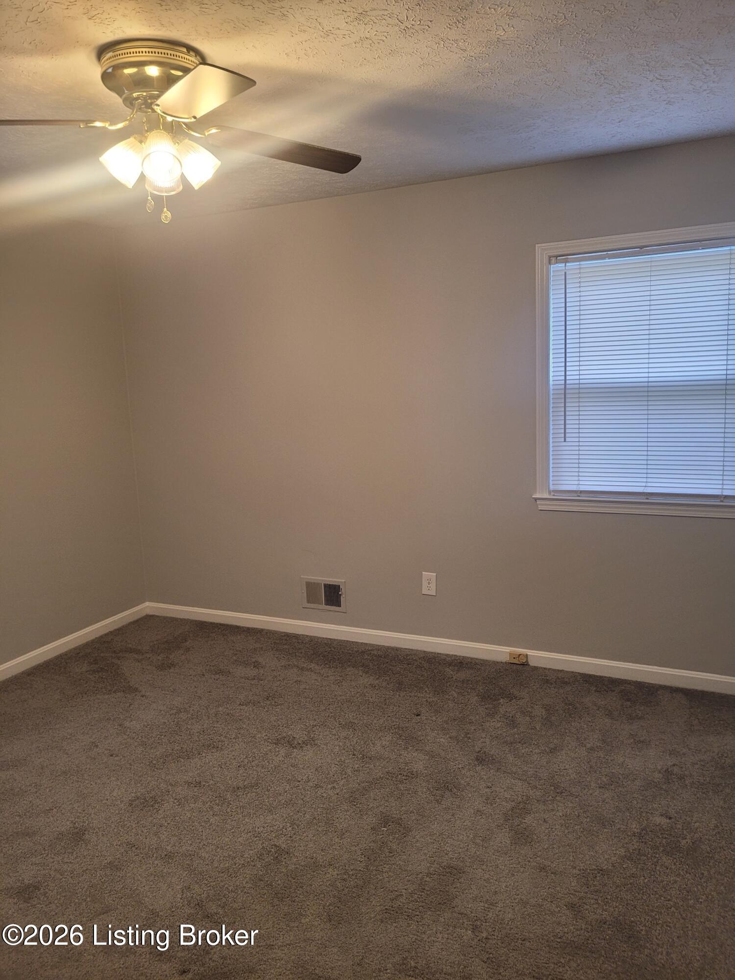 304 S Evergreen Rd