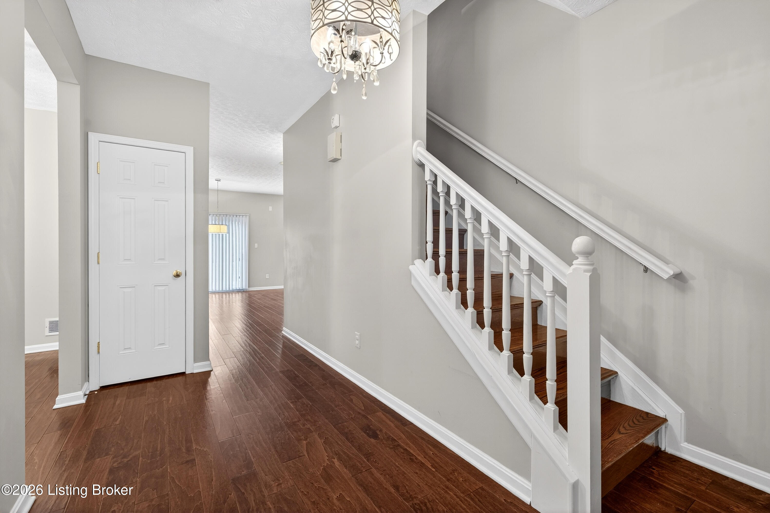 5601 Red Crested Way