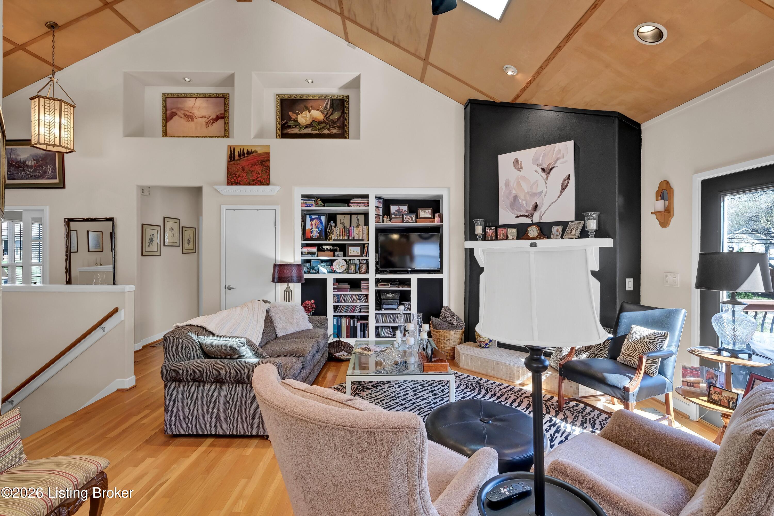 107 Ambling Way