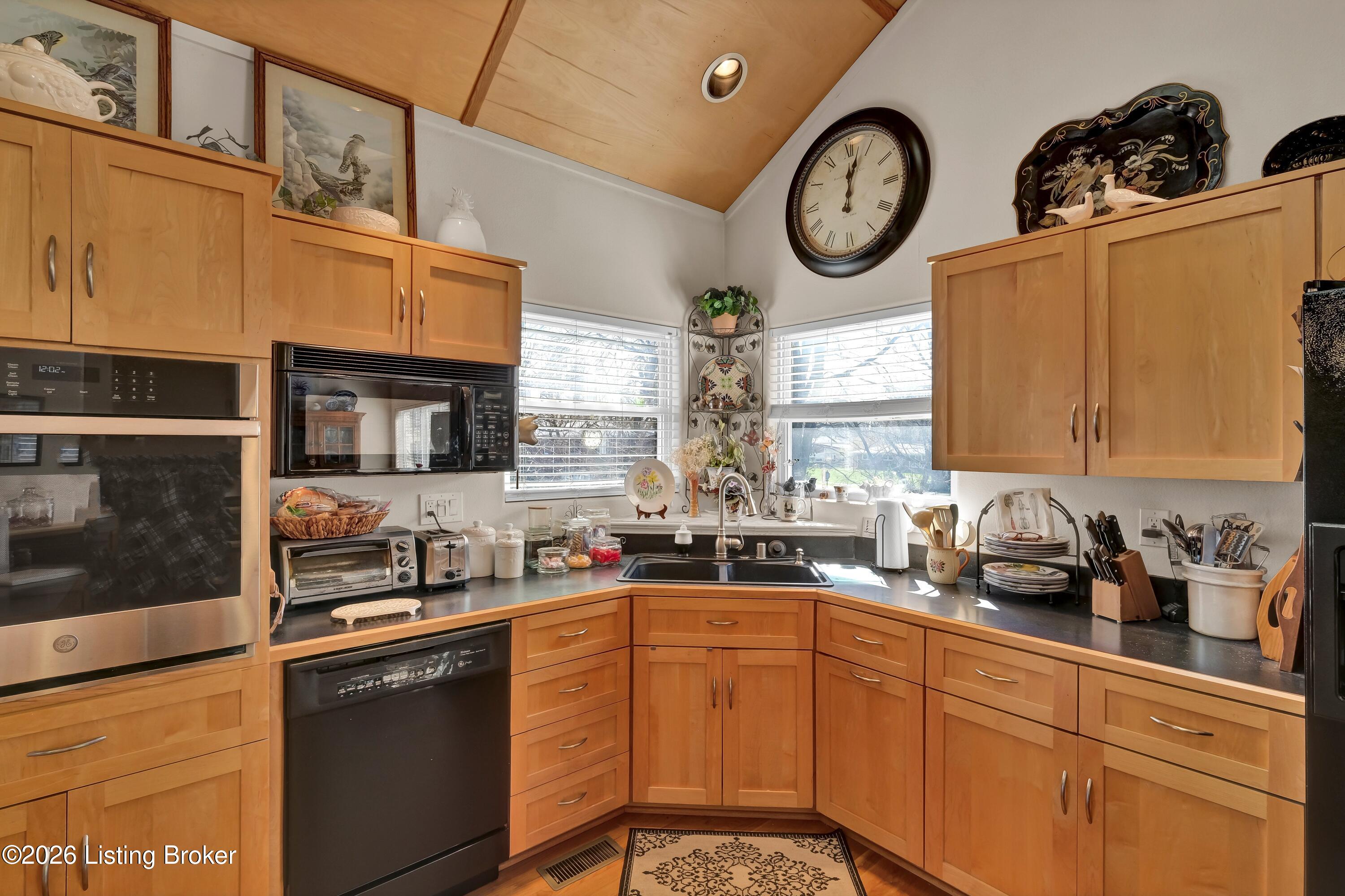 107 Ambling Way