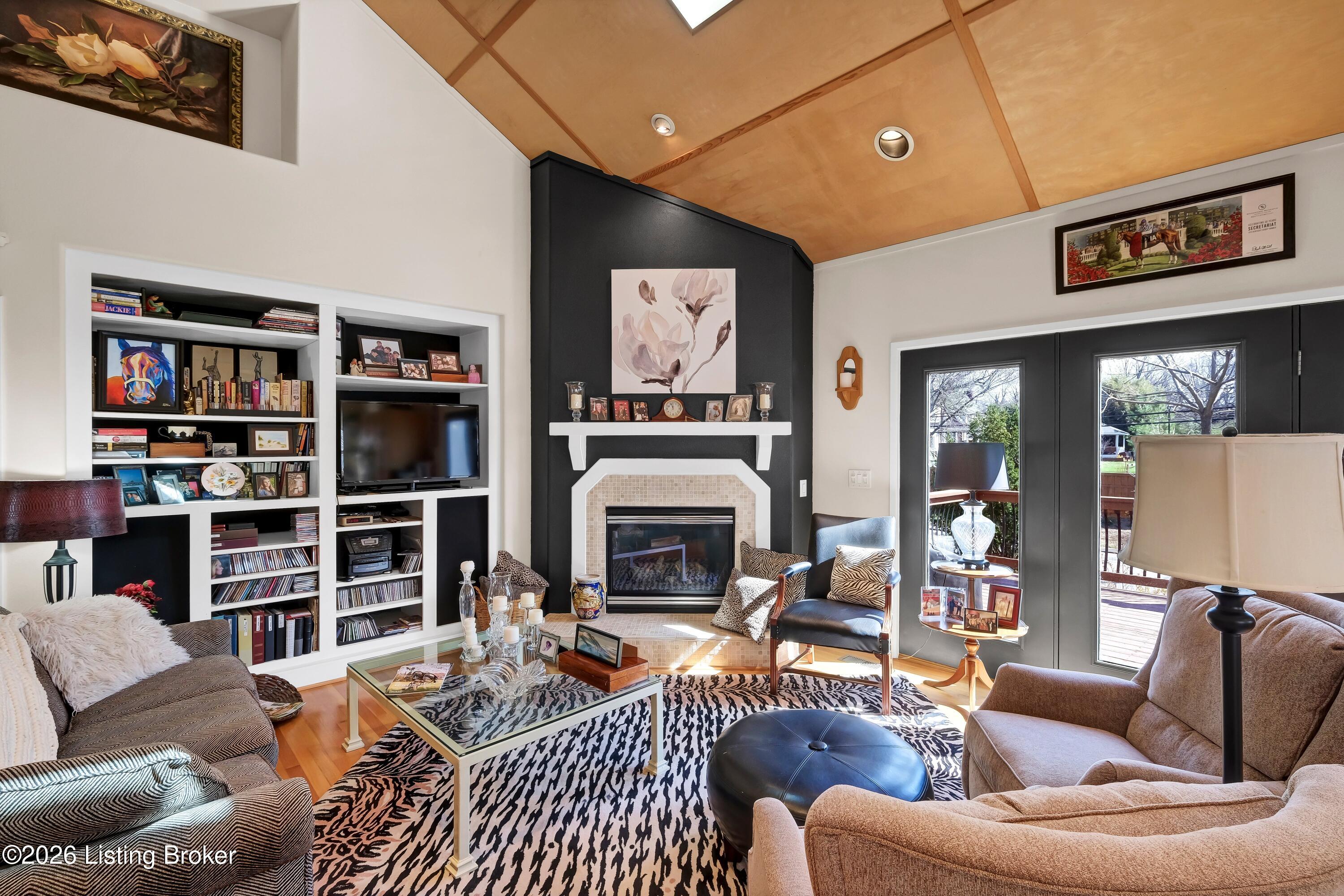 107 Ambling Way