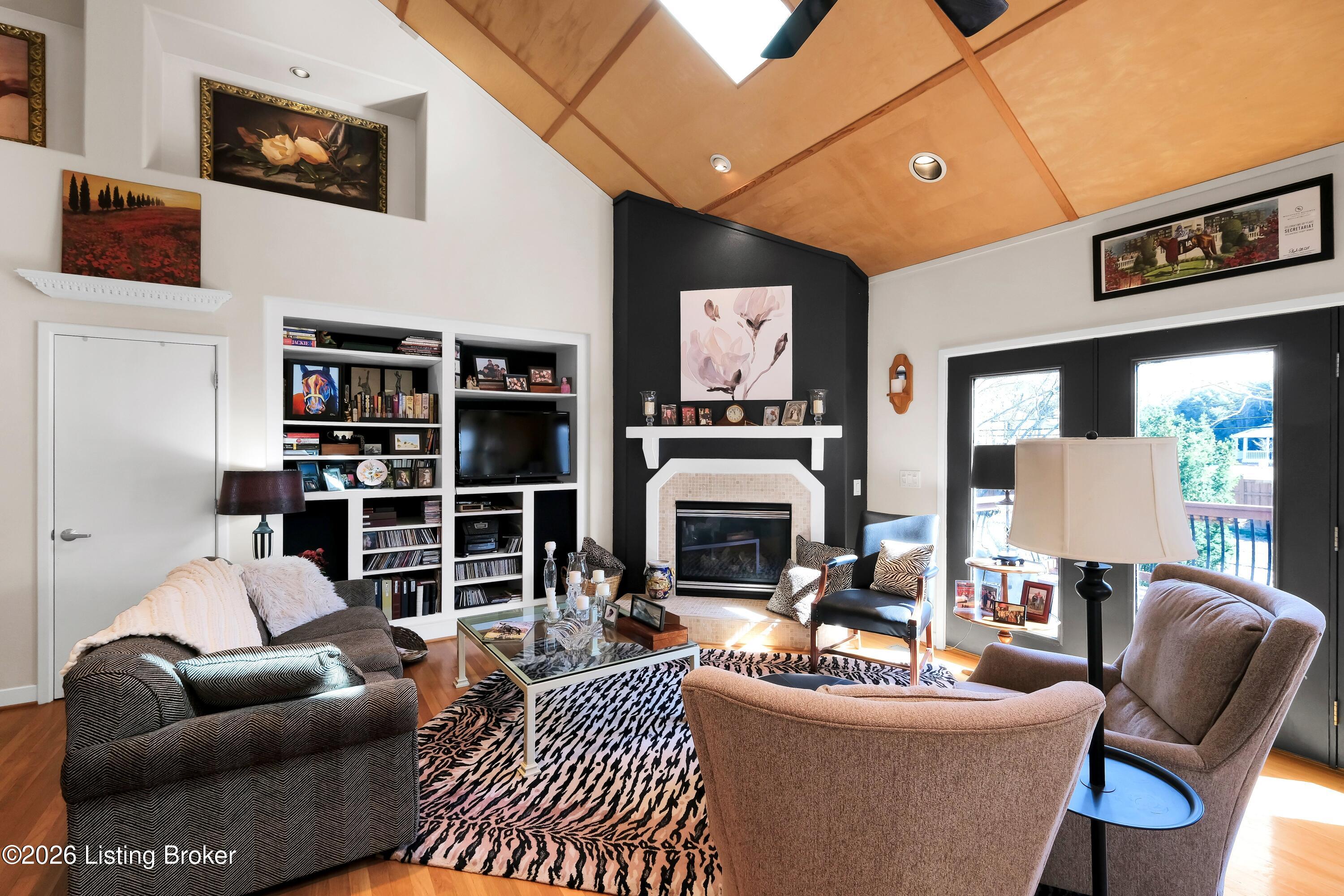 107 Ambling Way