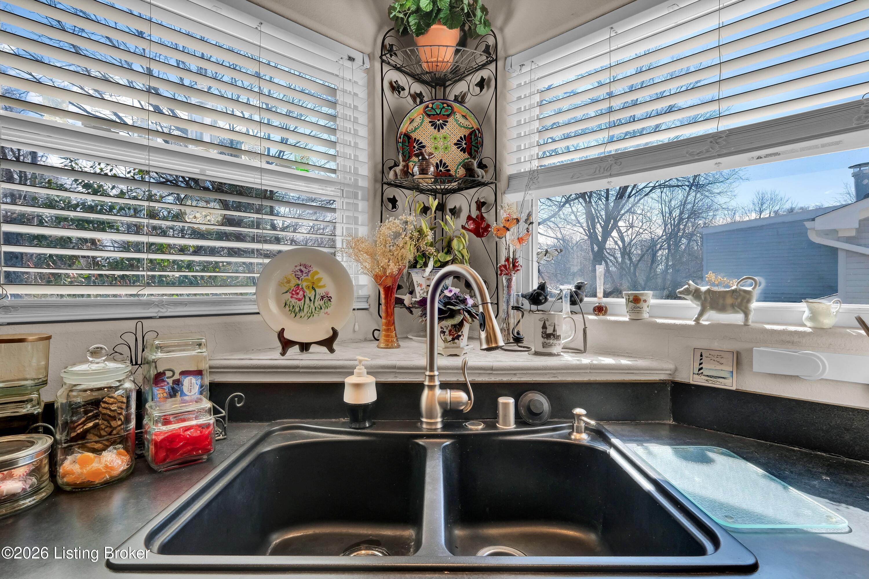 107 Ambling Way