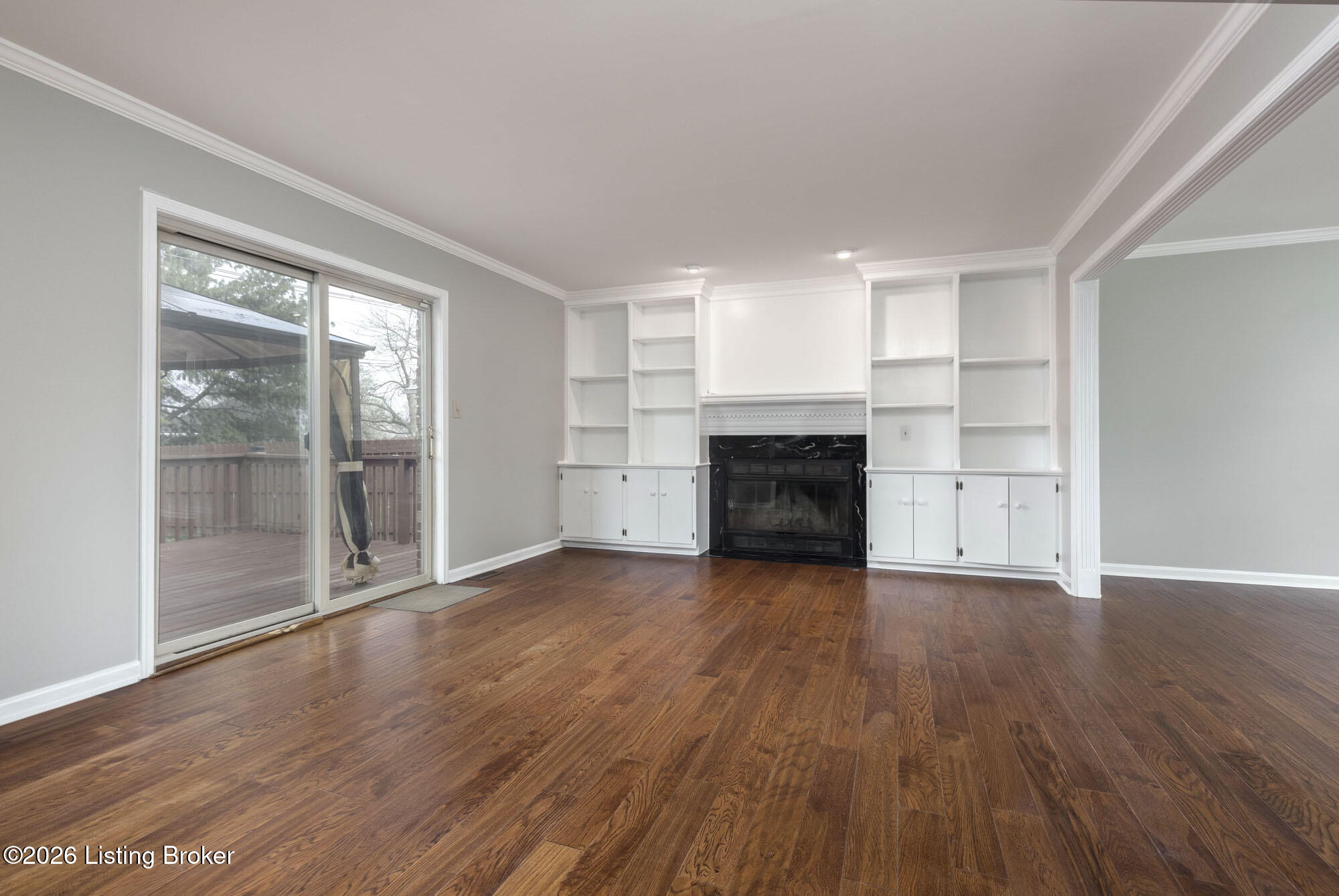 10417 Scarlet Oak Ct