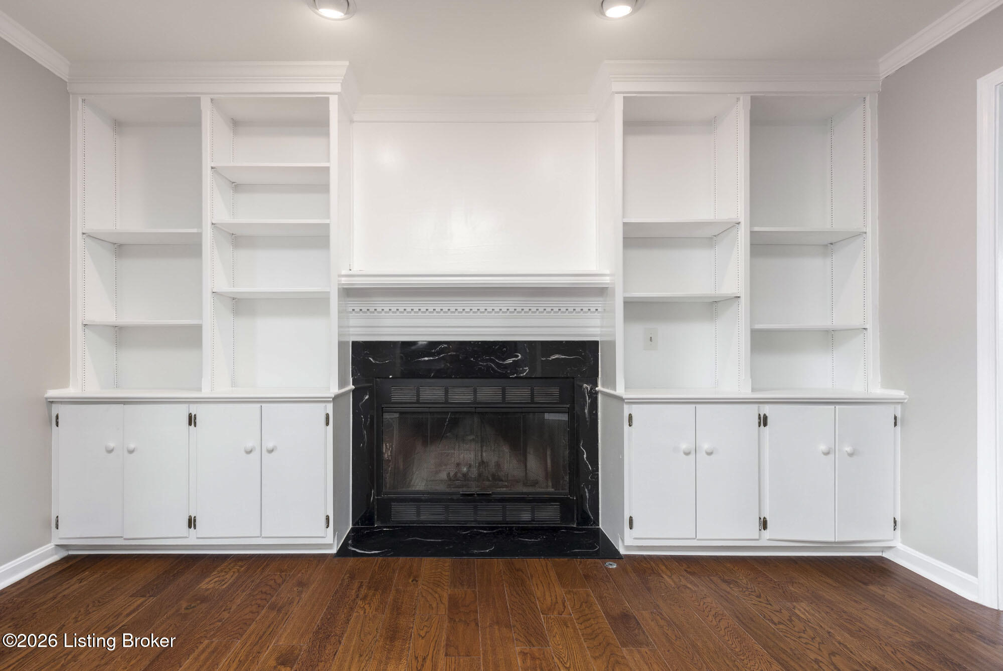10417 Scarlet Oak Ct
