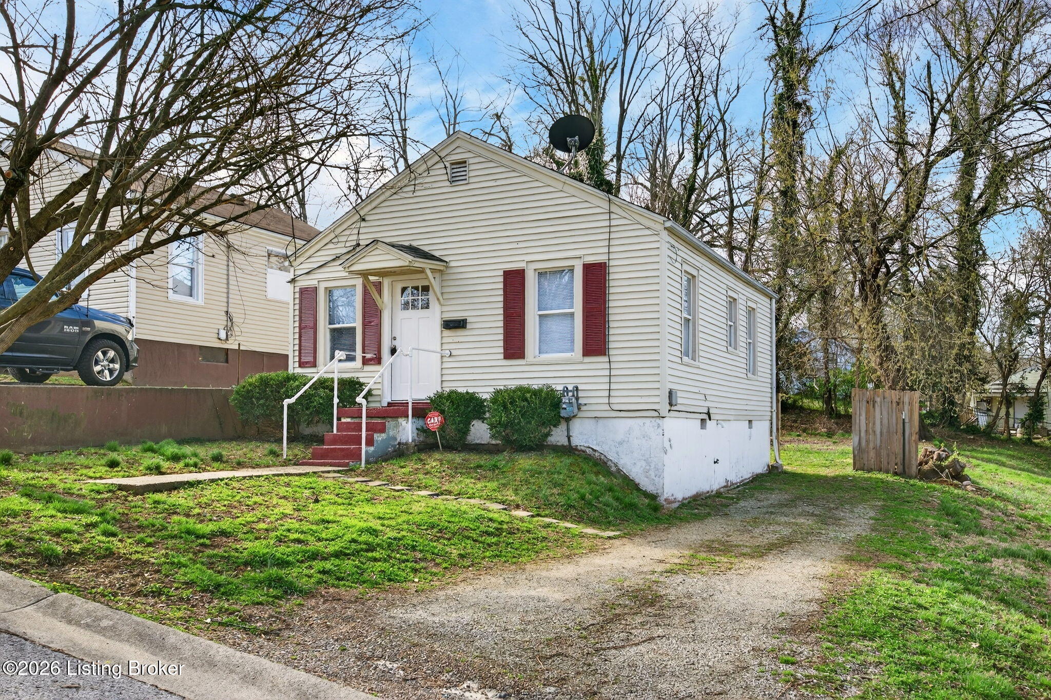 1524 Shingo Ave