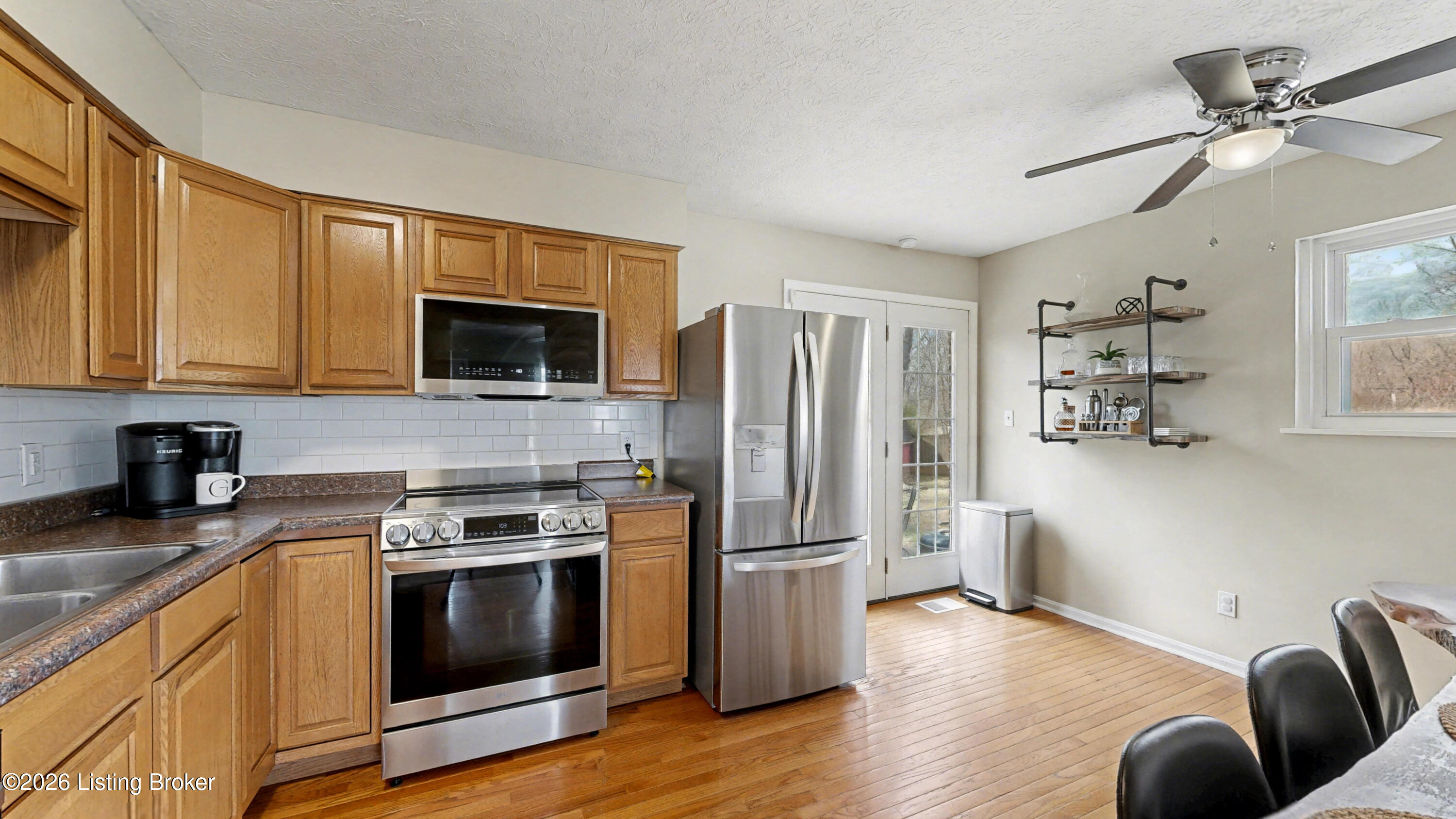 6905 Jessica Ct
