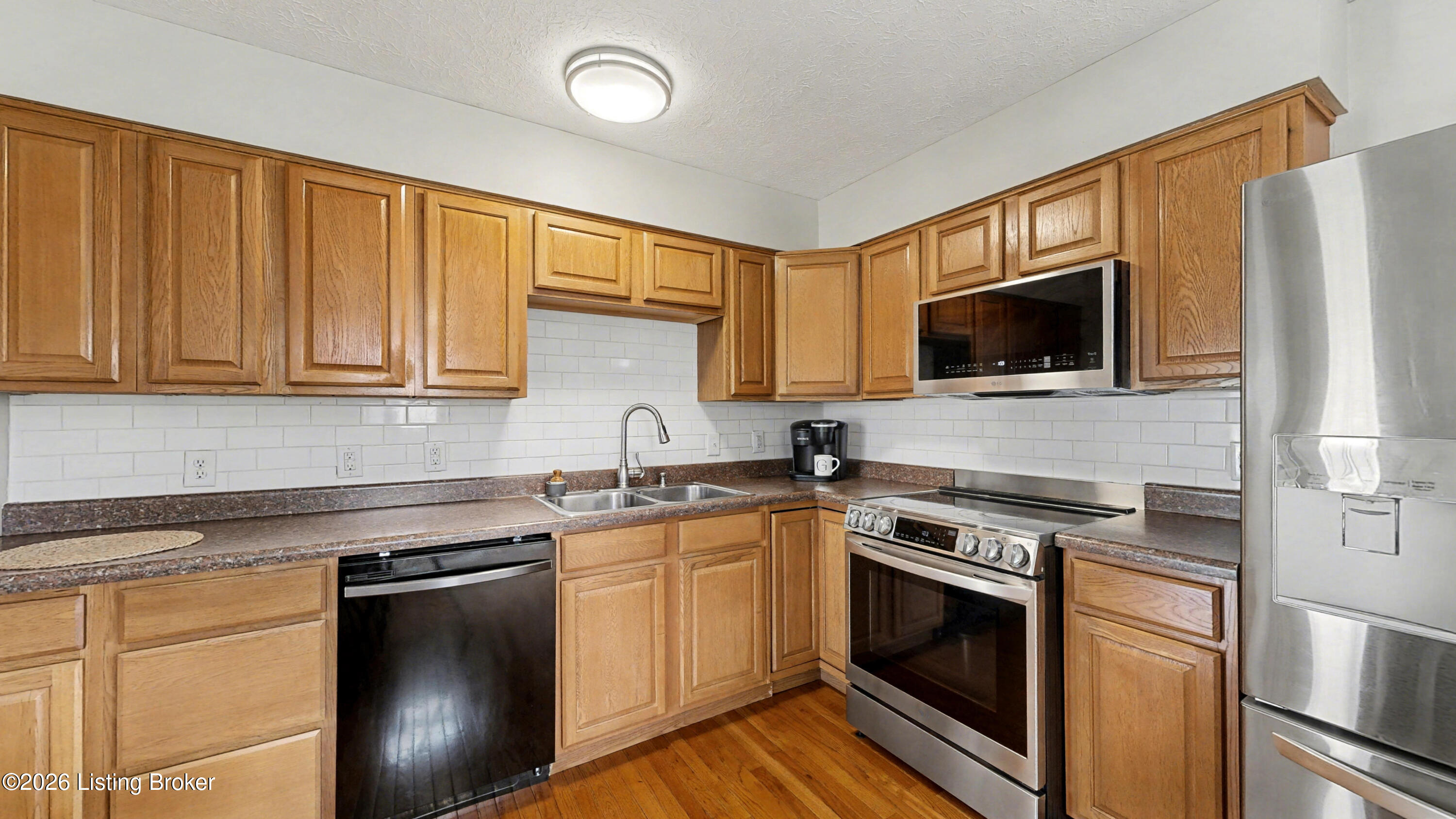 6905 Jessica Ct