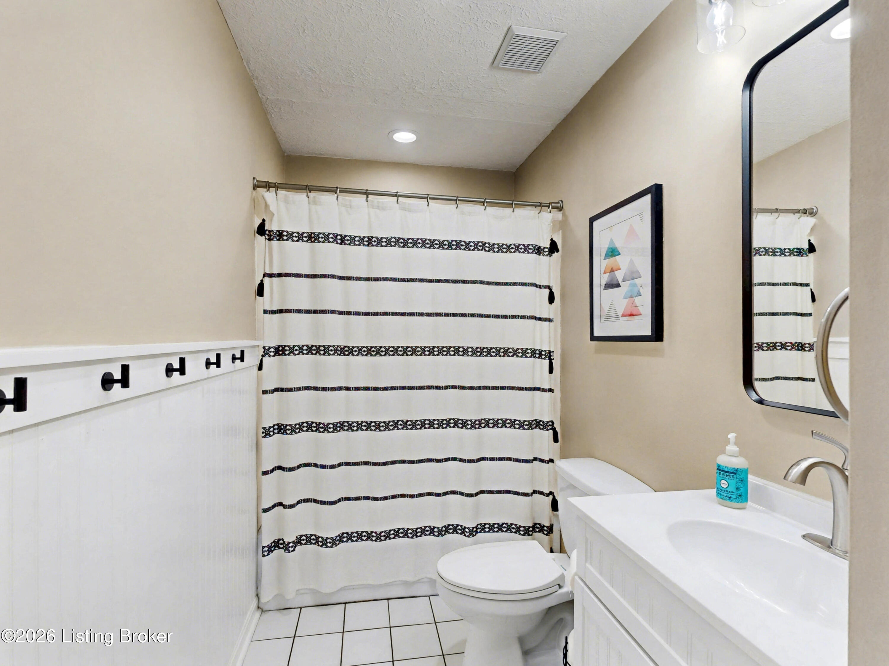 6905 Jessica Ct