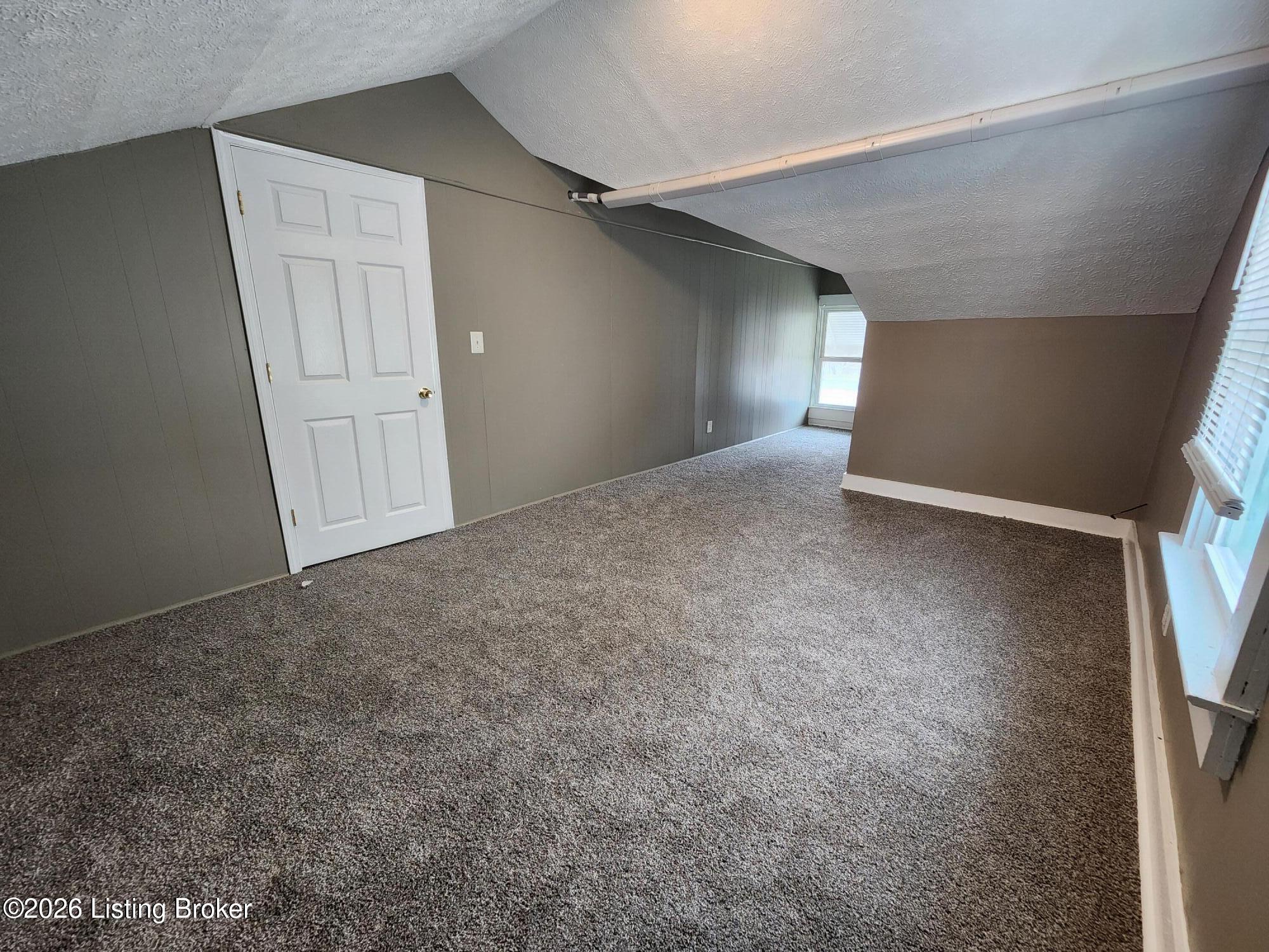 337 W Kenwood Way