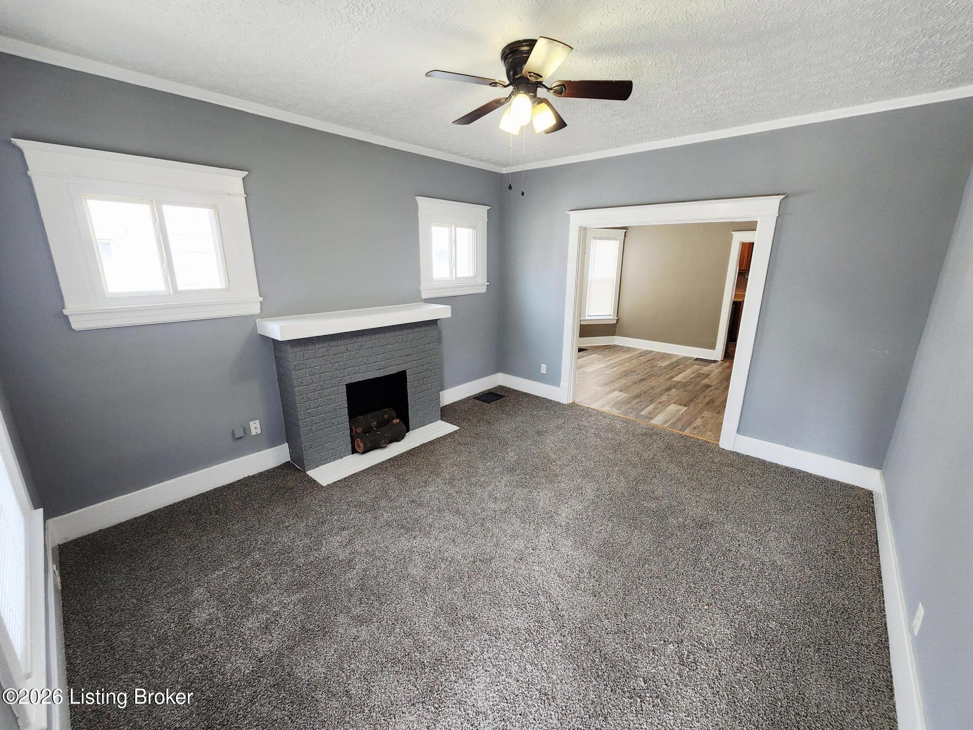 337 W Kenwood Way