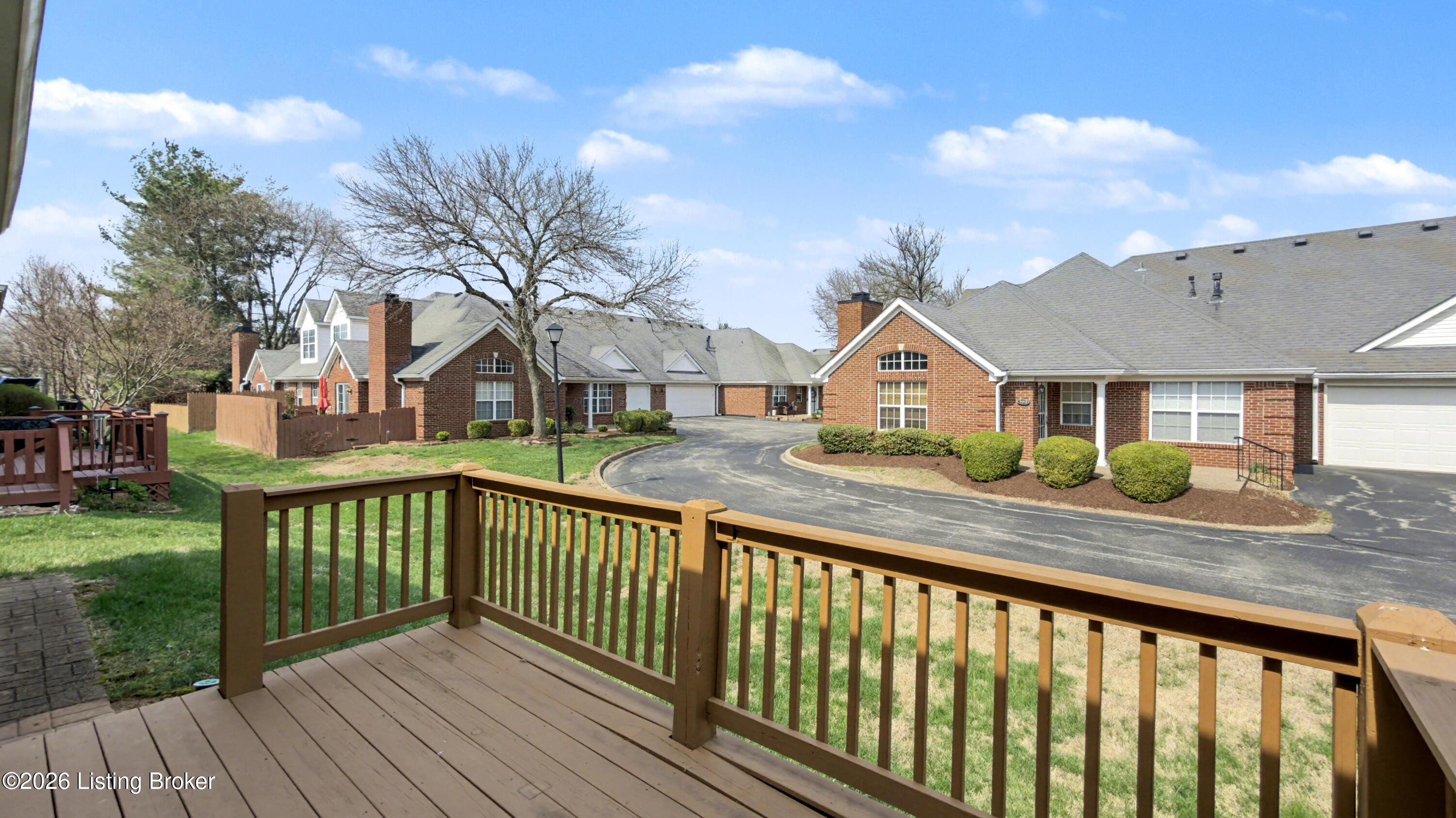 10517 Sawyer Pl