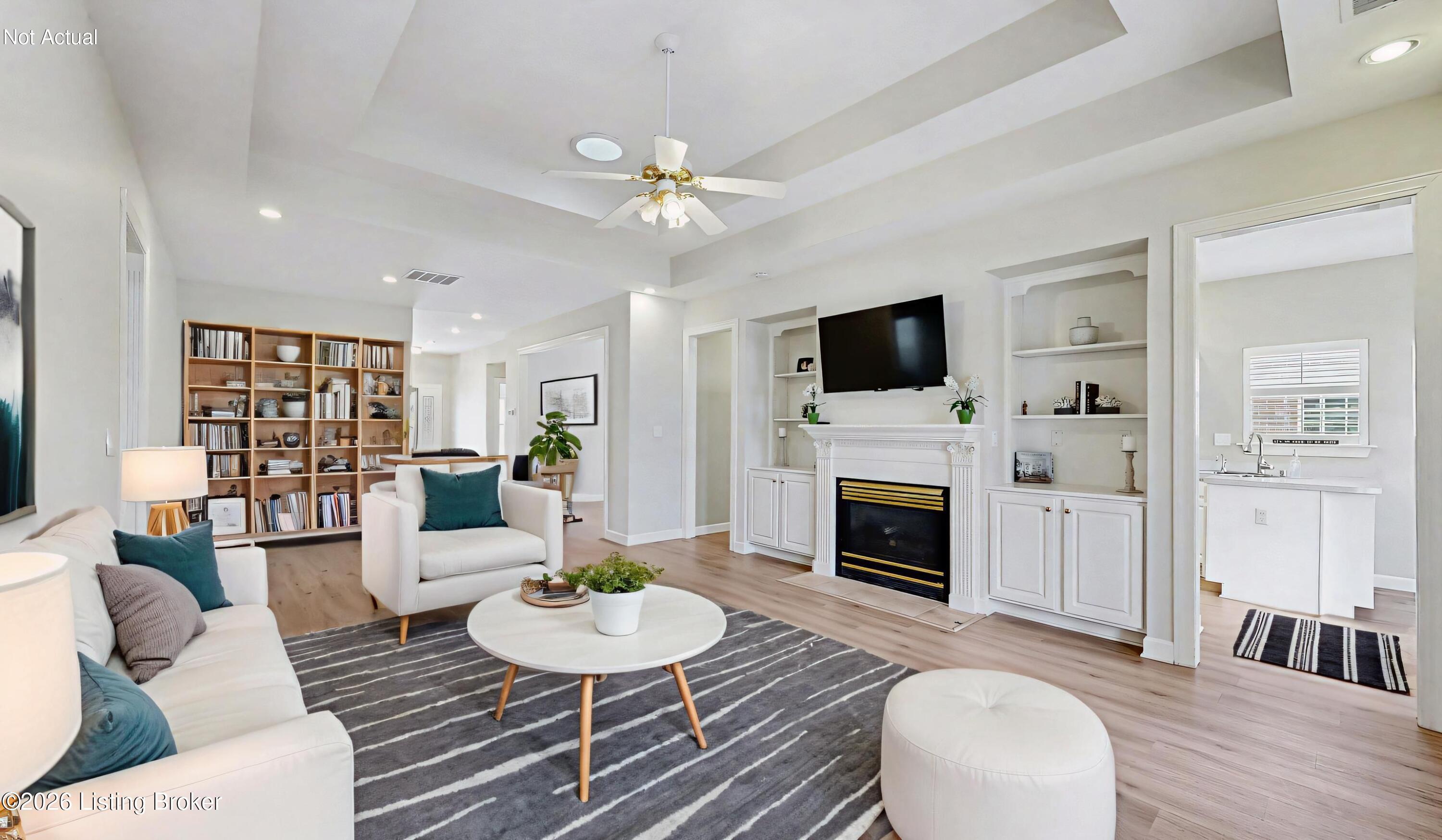 10517 Sawyer Pl