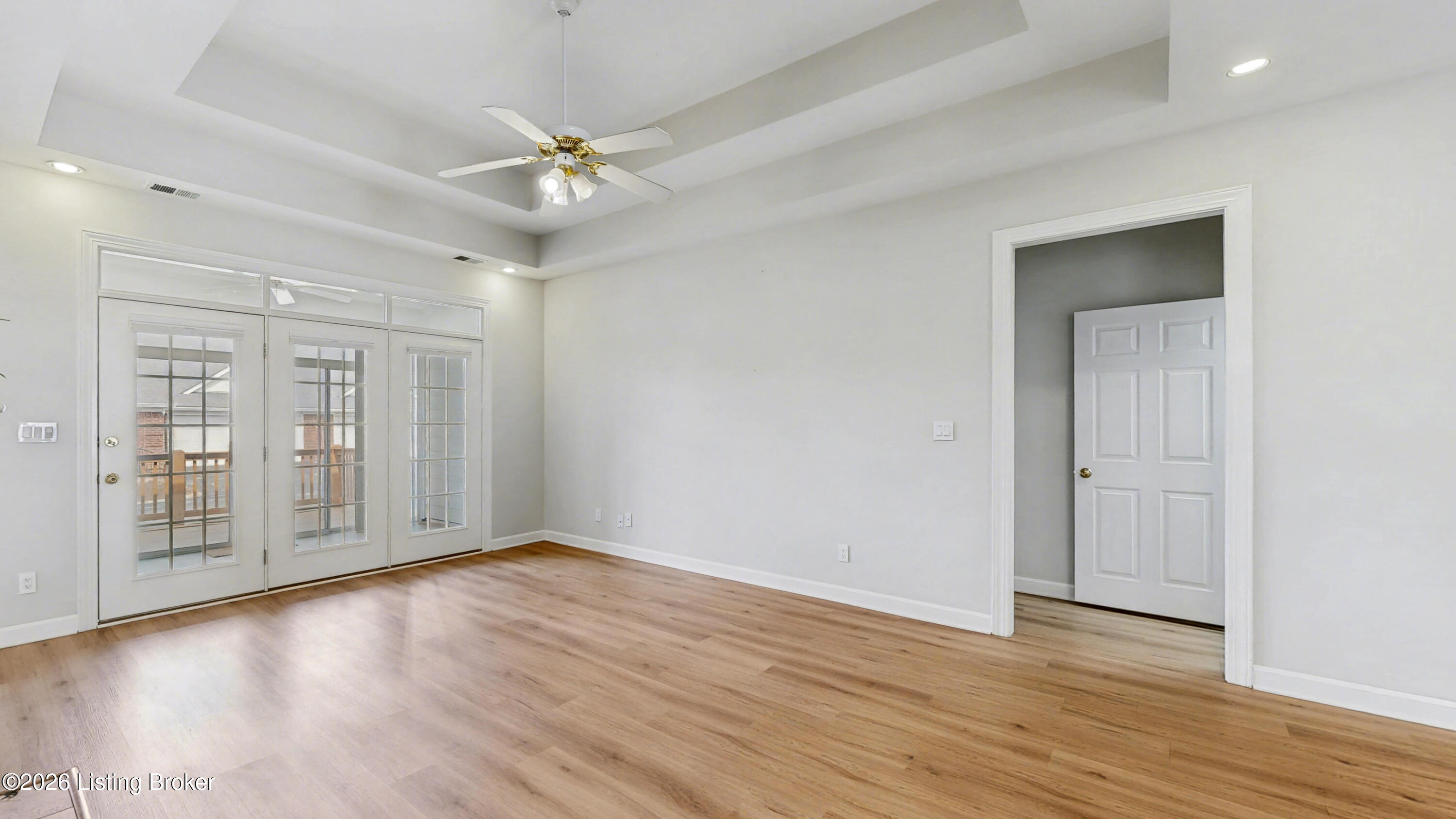 10517 Sawyer Pl