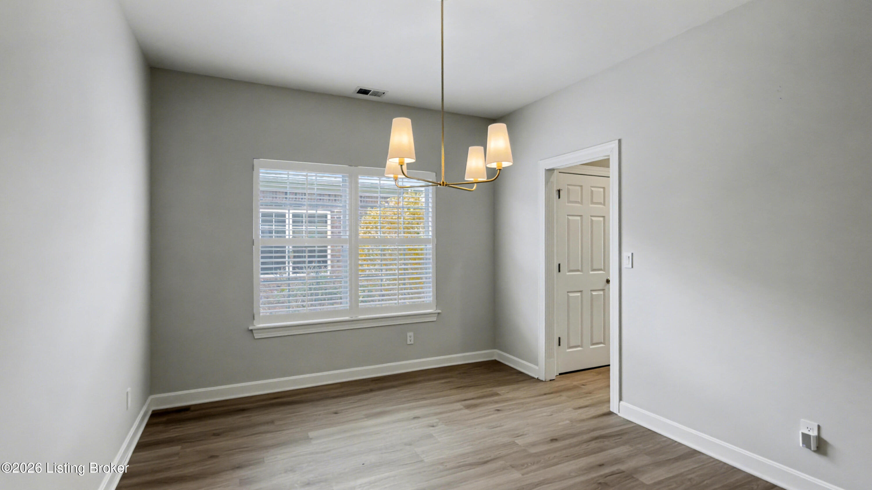 10517 Sawyer Pl