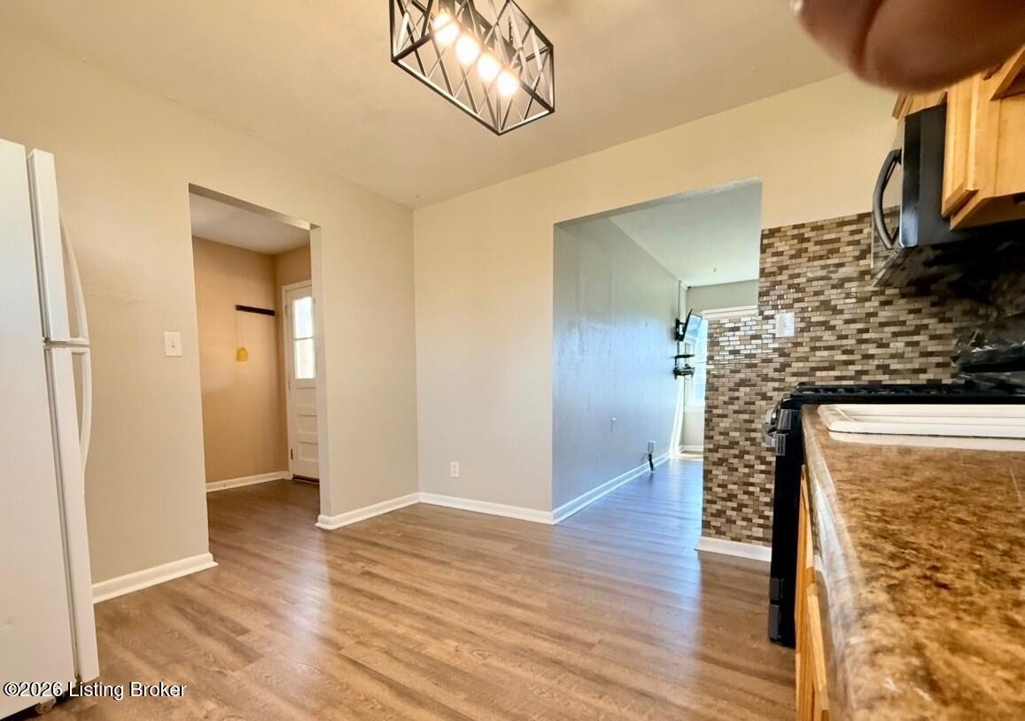 7319 Betsy Ross Dr