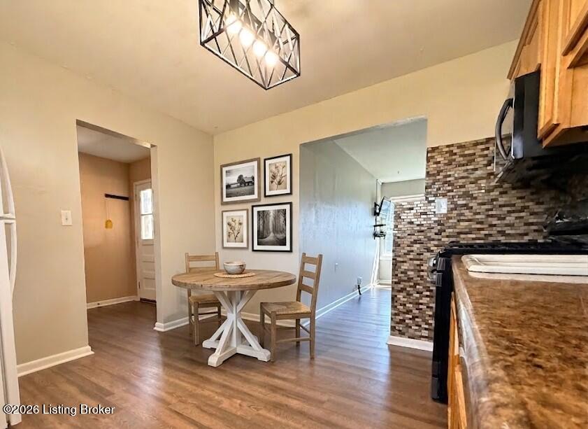 7319 Betsy Ross Dr