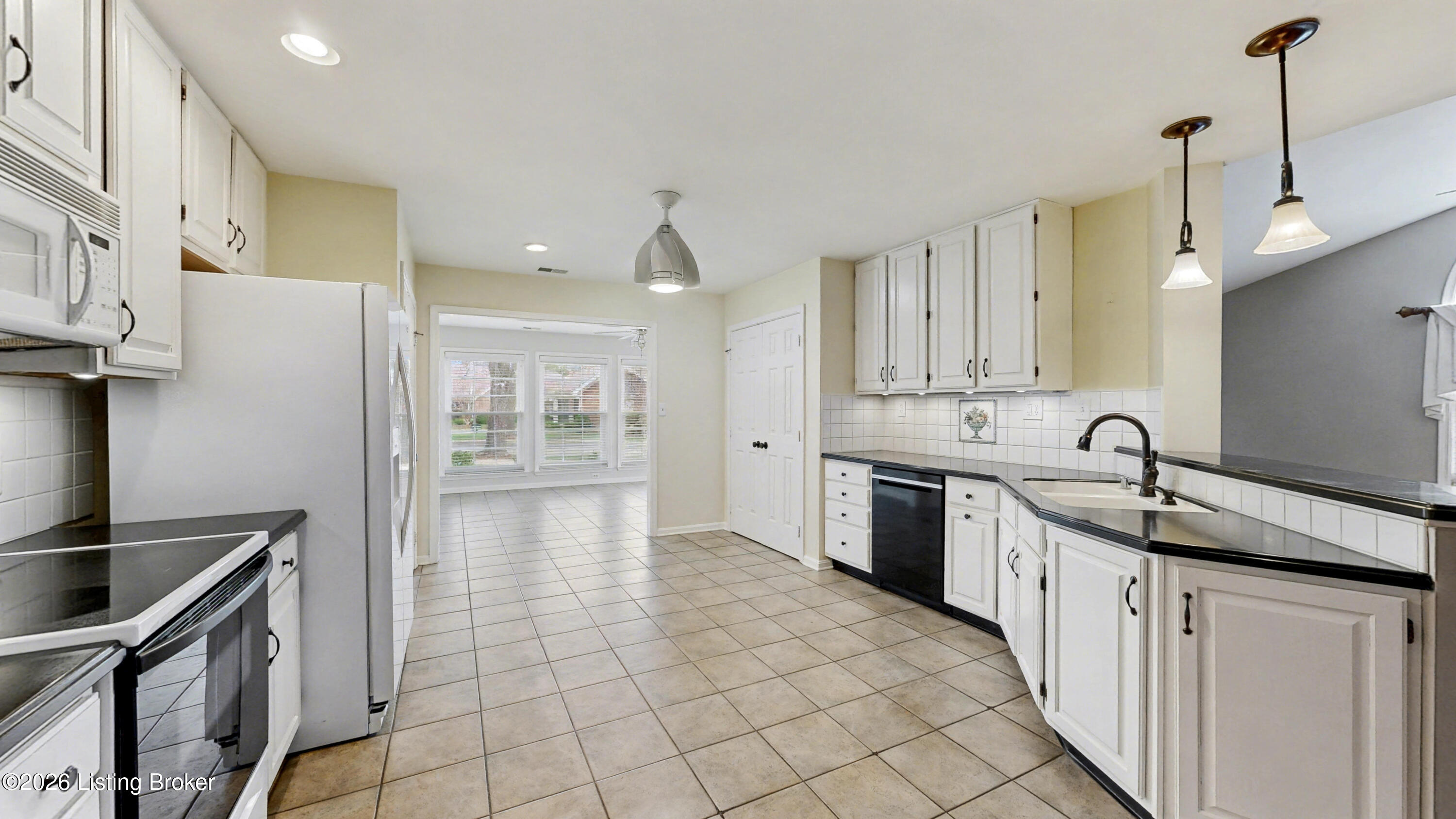 10545 Eagle Pines Ln