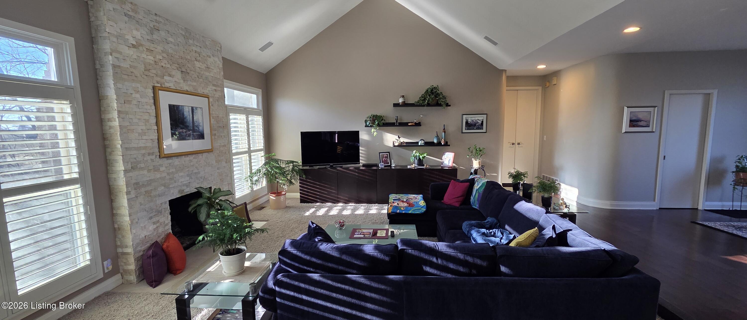 2802 Mockingbird Ct