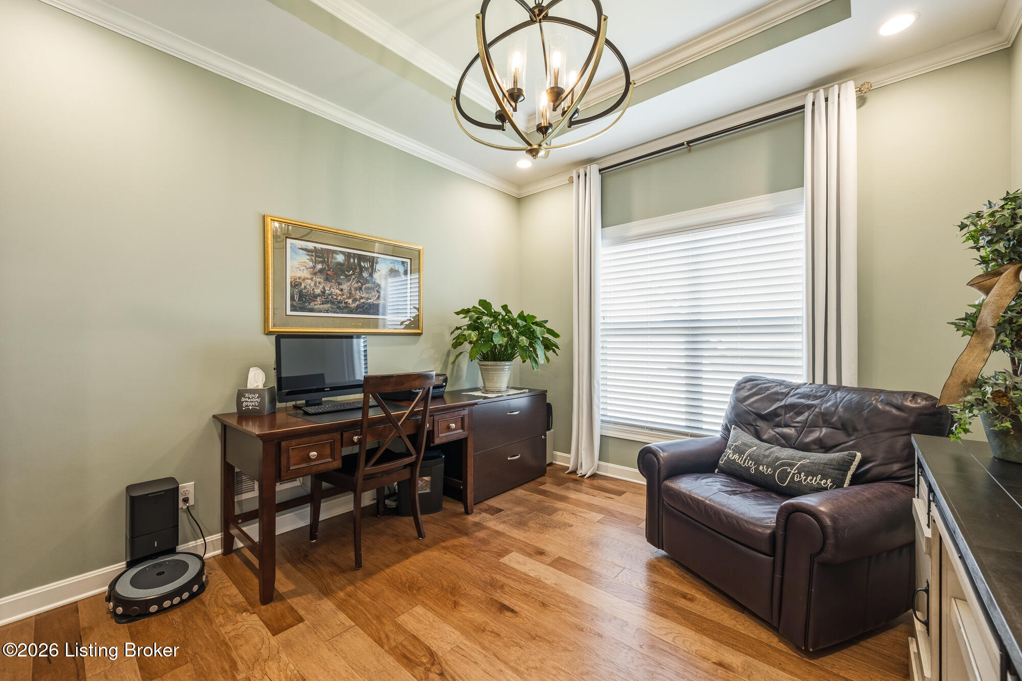 2421 Middle Creek Ct