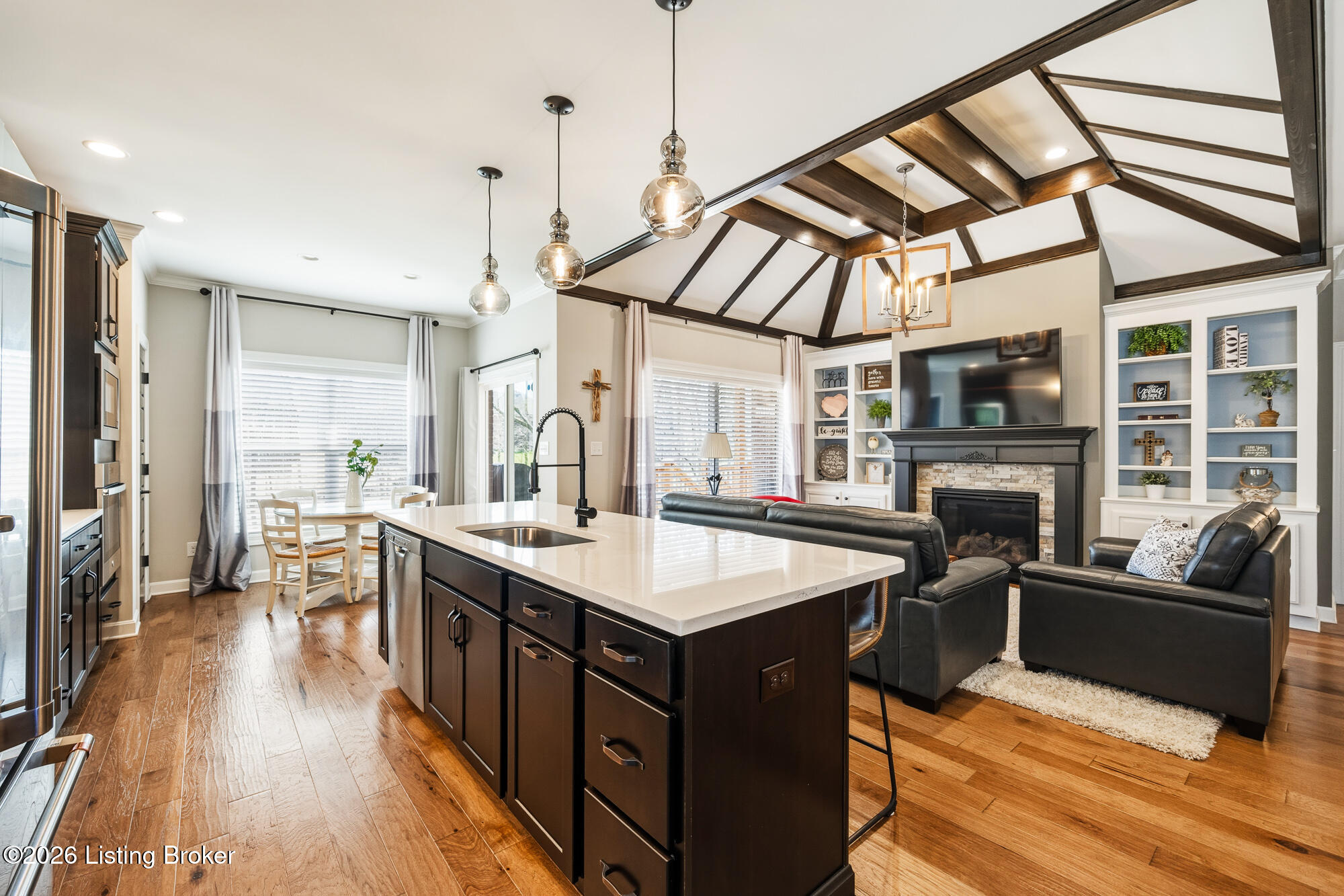 2421 Middle Creek Ct