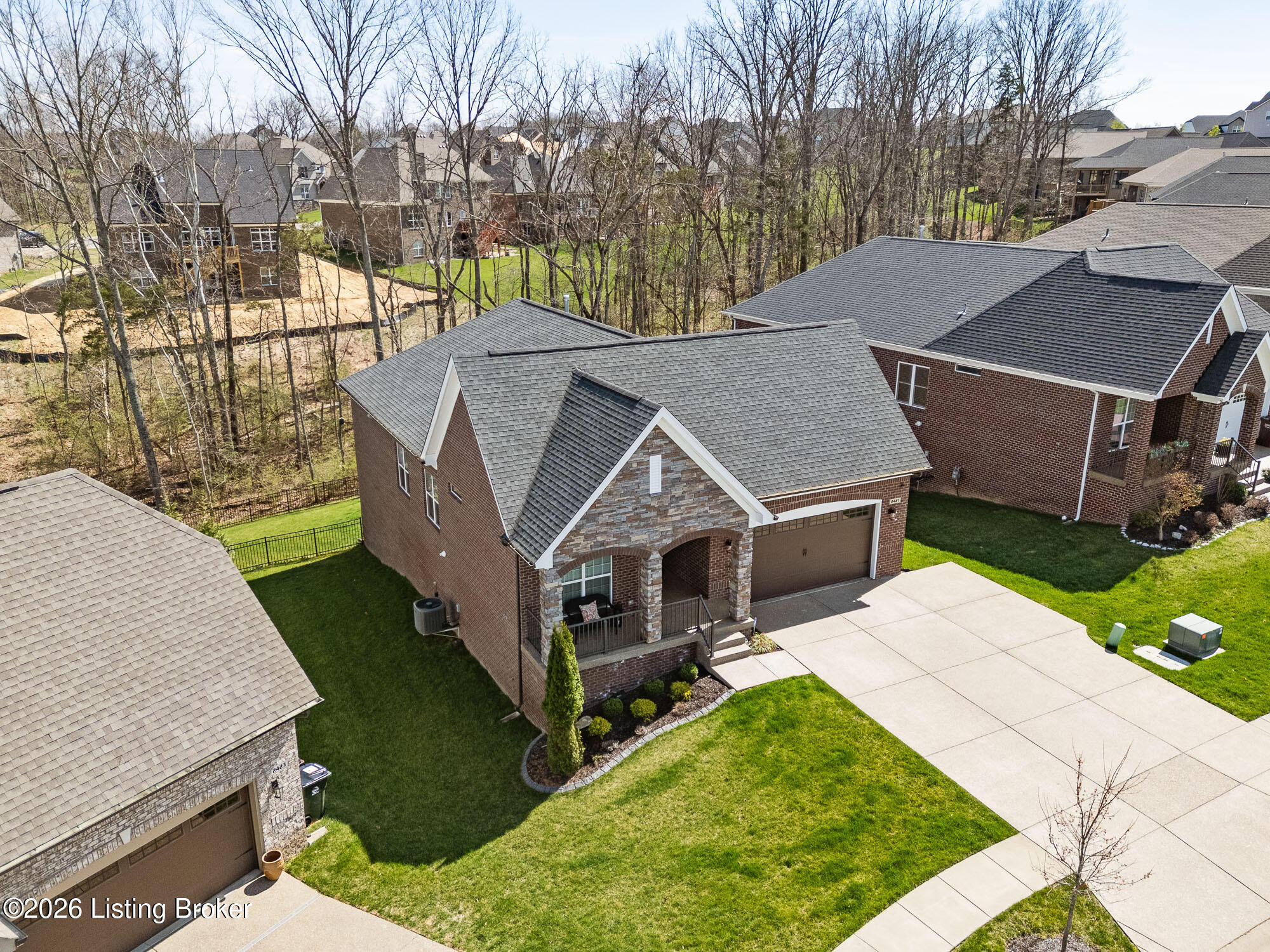 2421 Middle Creek Ct
