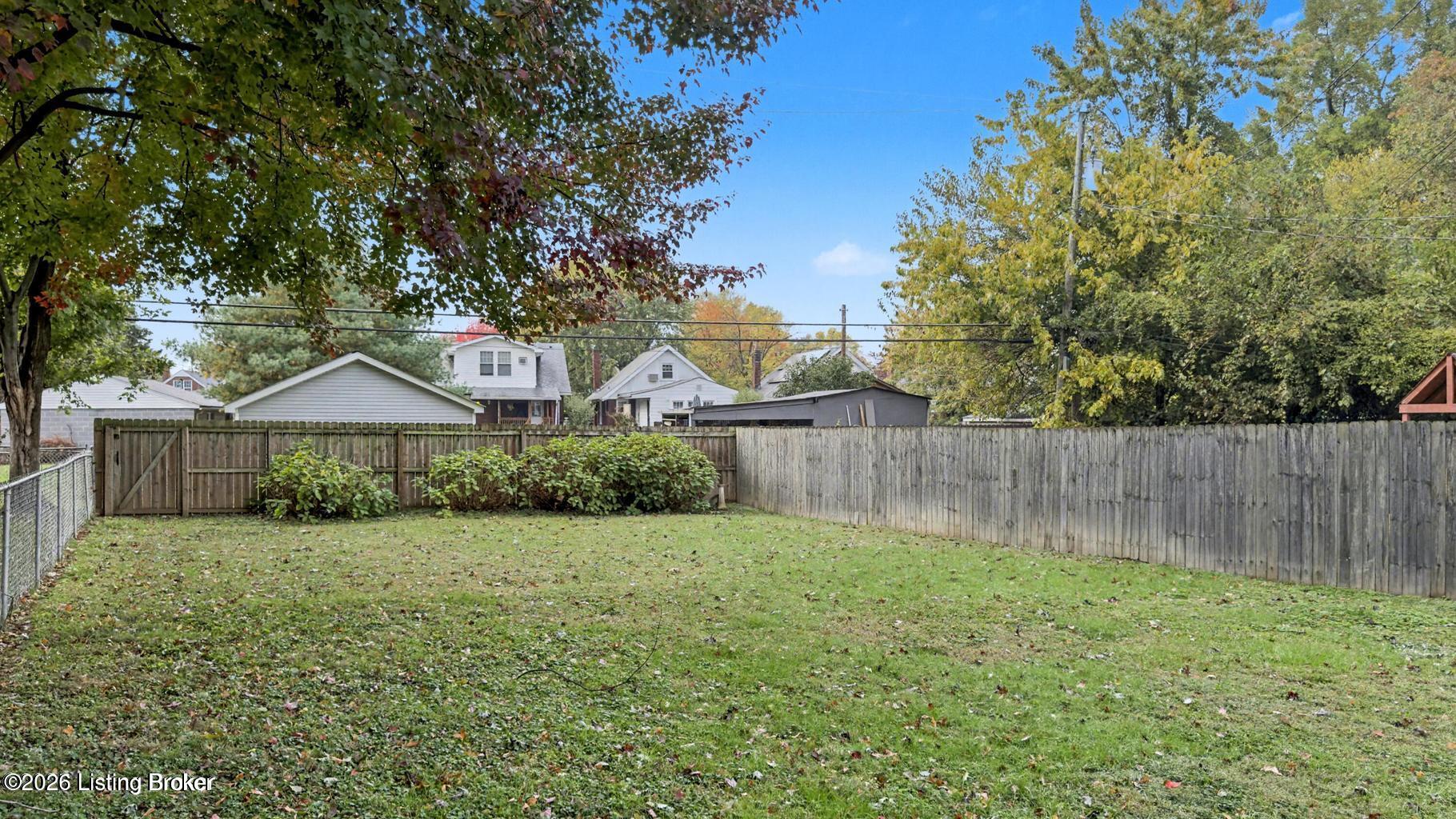 2438 Bradley Ave