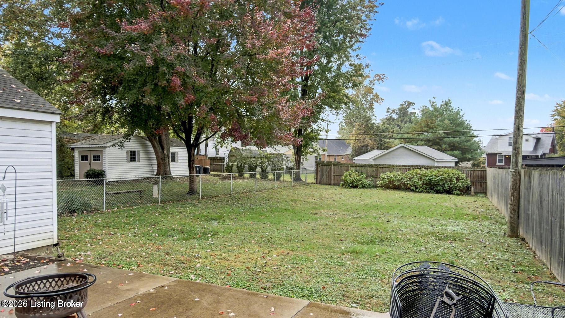 2438 Bradley Ave