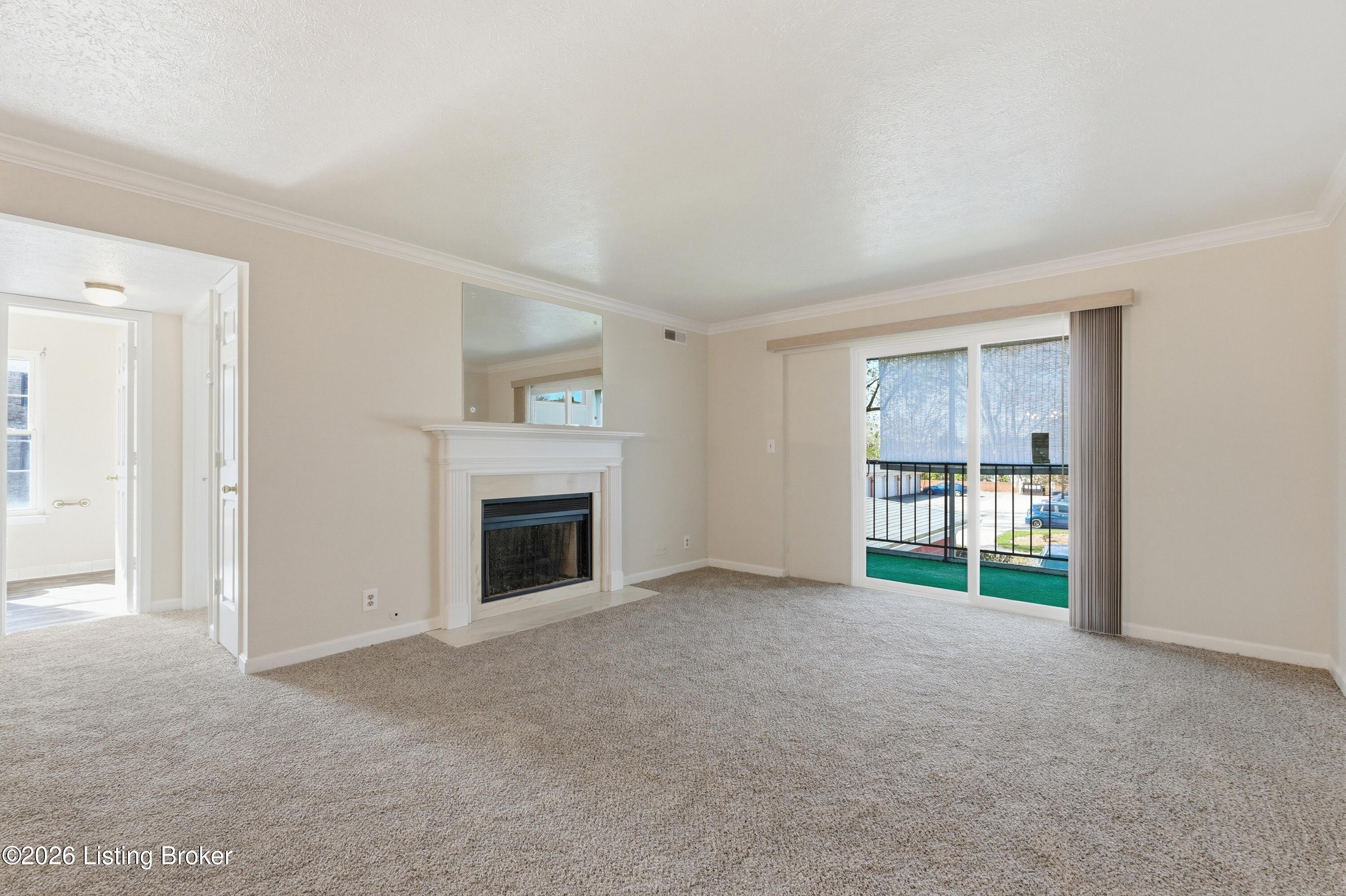 906 Donard Park Ave
