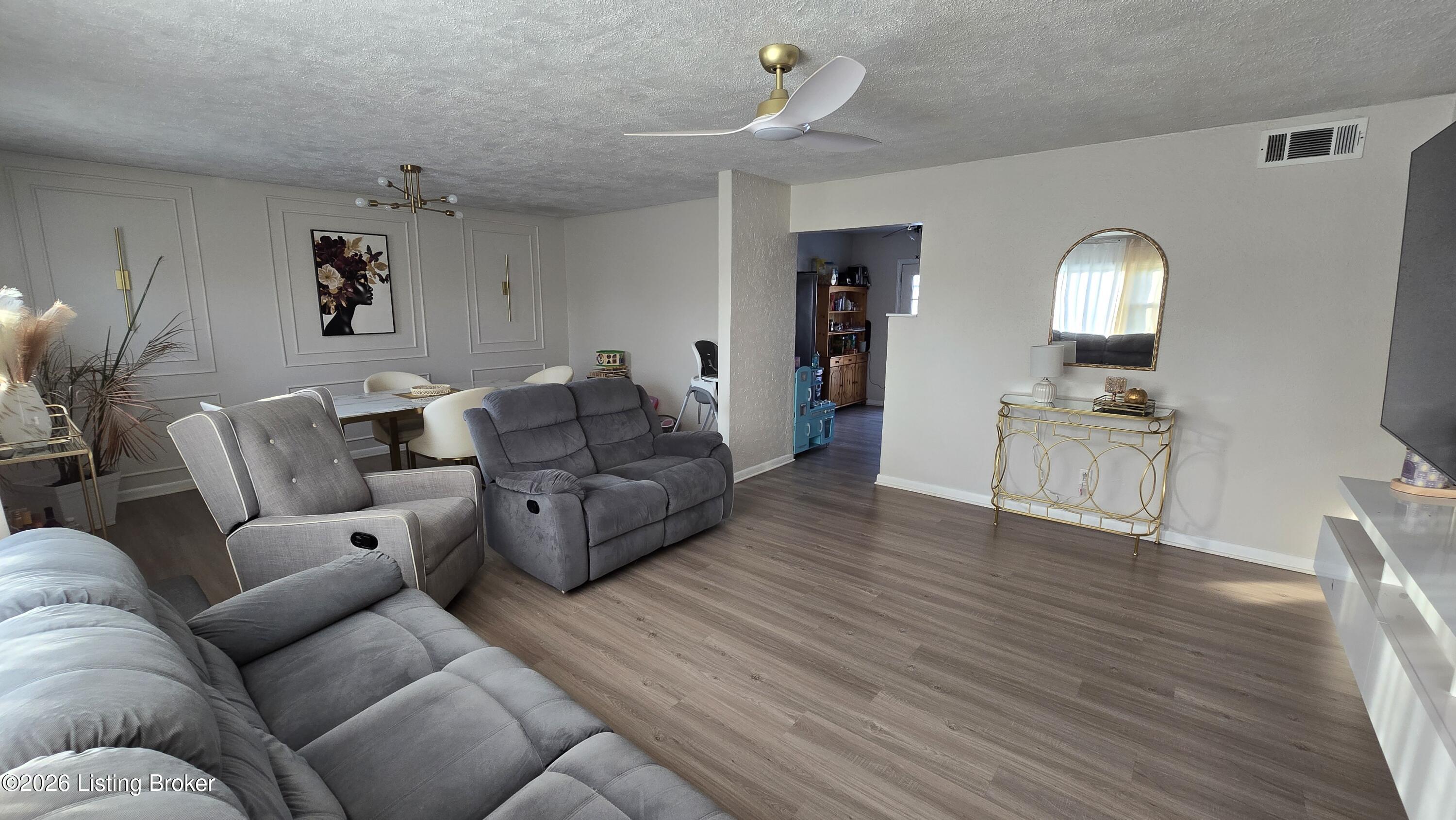 7307 Nathan Hale Way