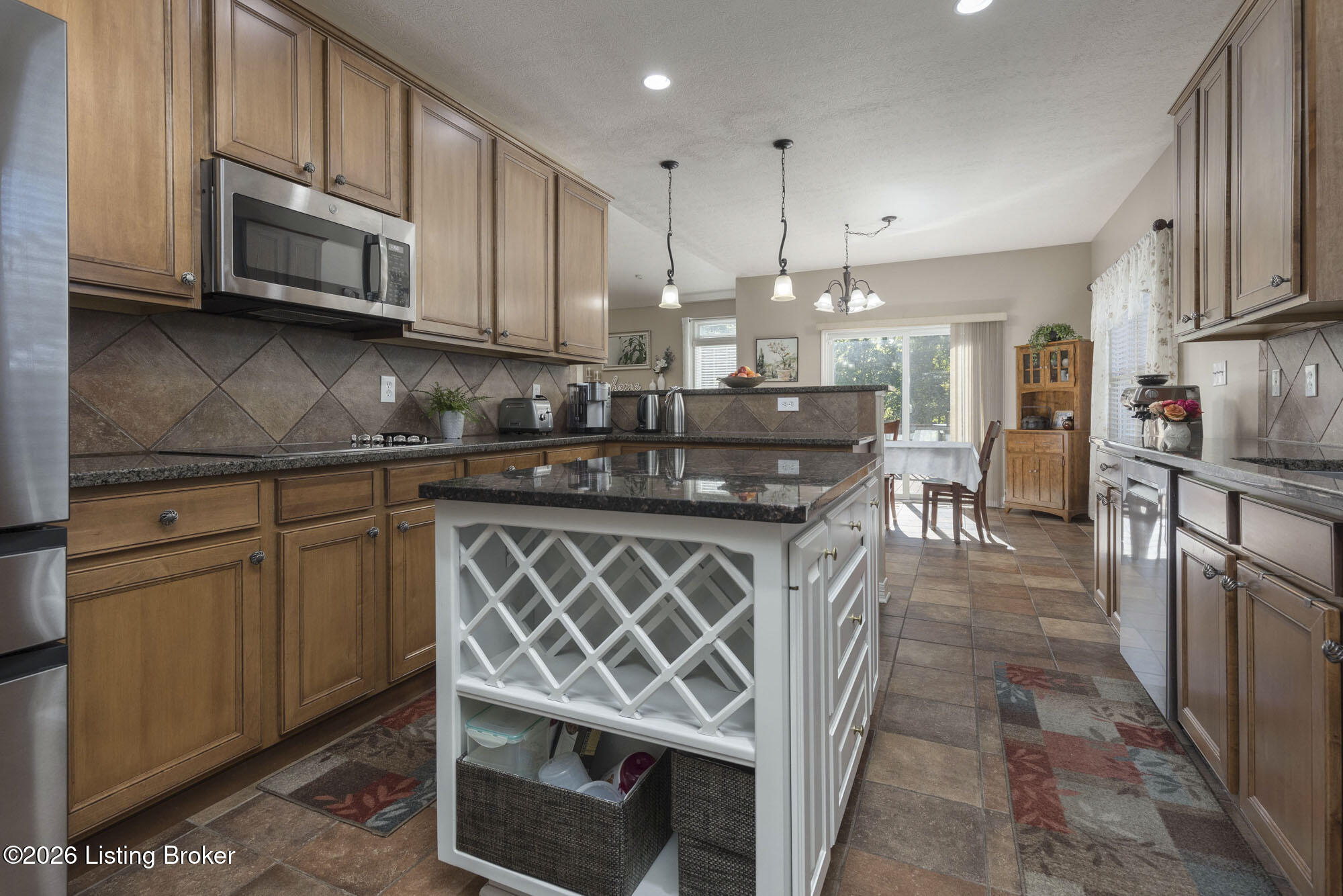 1015 Fruitwood Ct