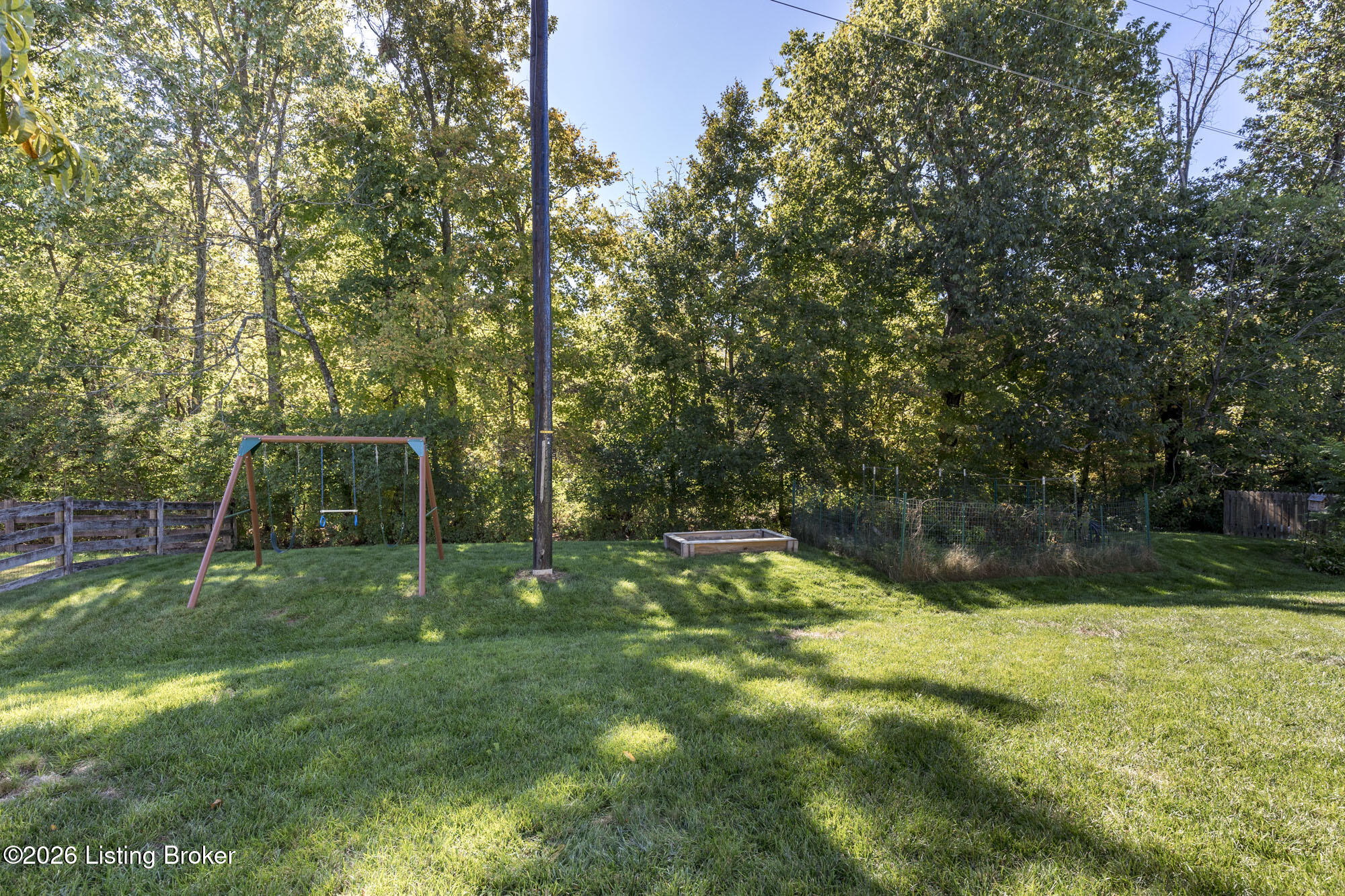 1015 Fruitwood Ct