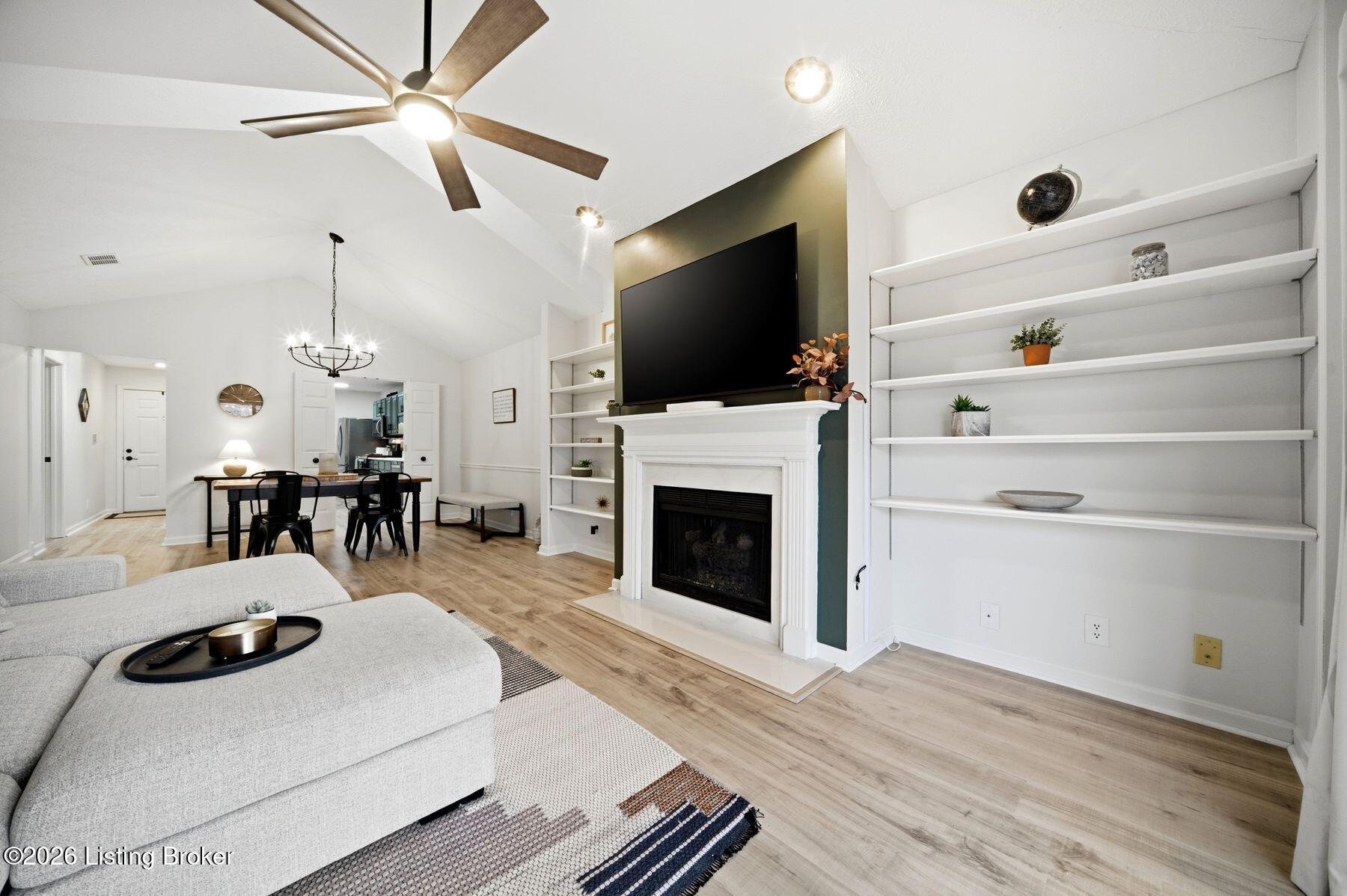 1508 Forest Park Rd