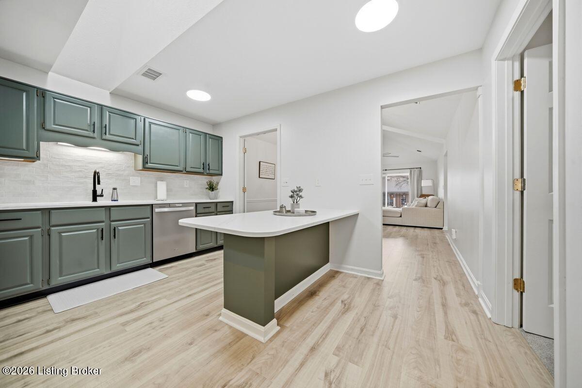 1508 Forest Park Rd