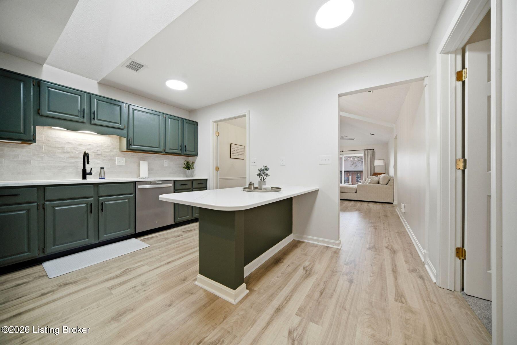 1508 Forest Park Rd