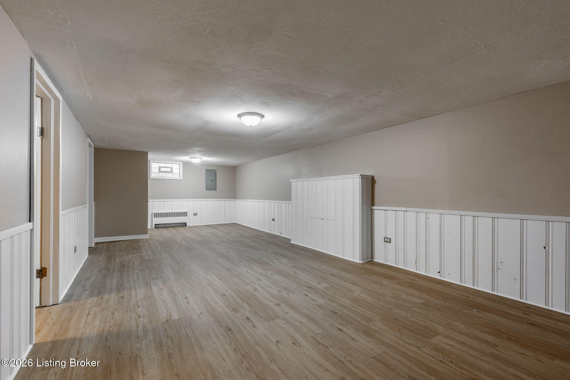3108 Hewitt Ave