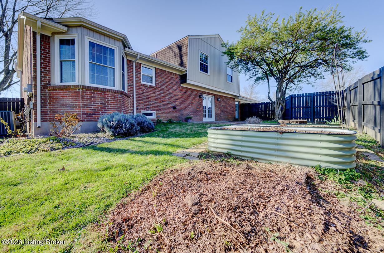 8605 Longborough Way