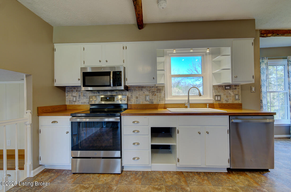 8605 Longborough Way