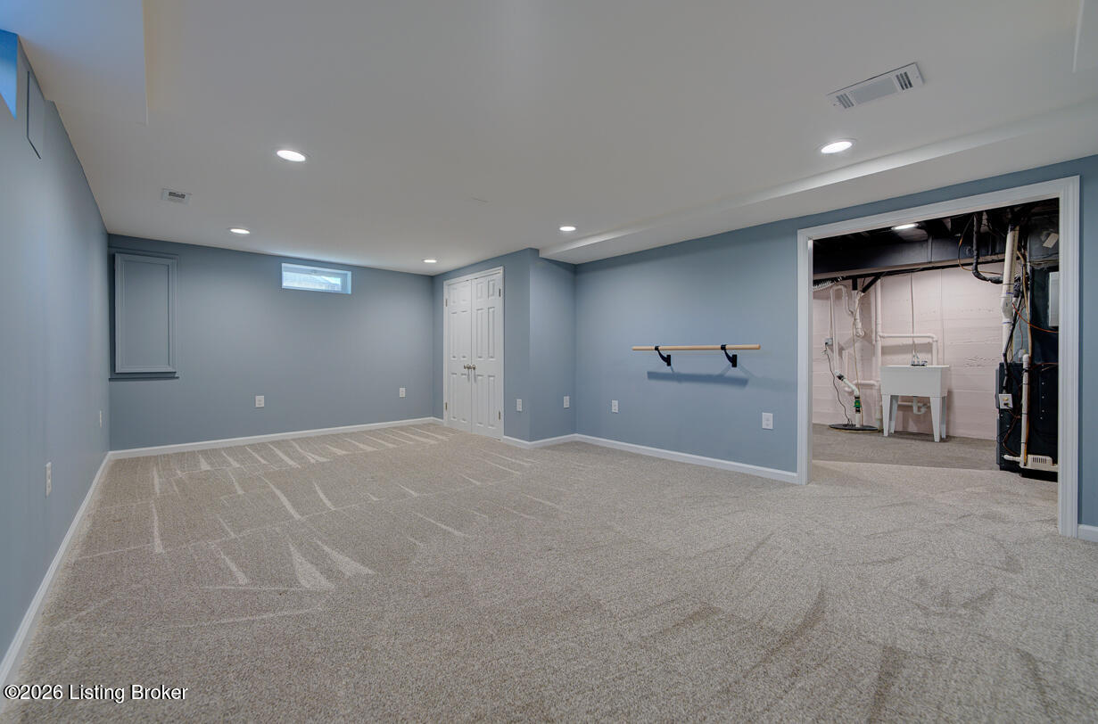 8605 Longborough Way