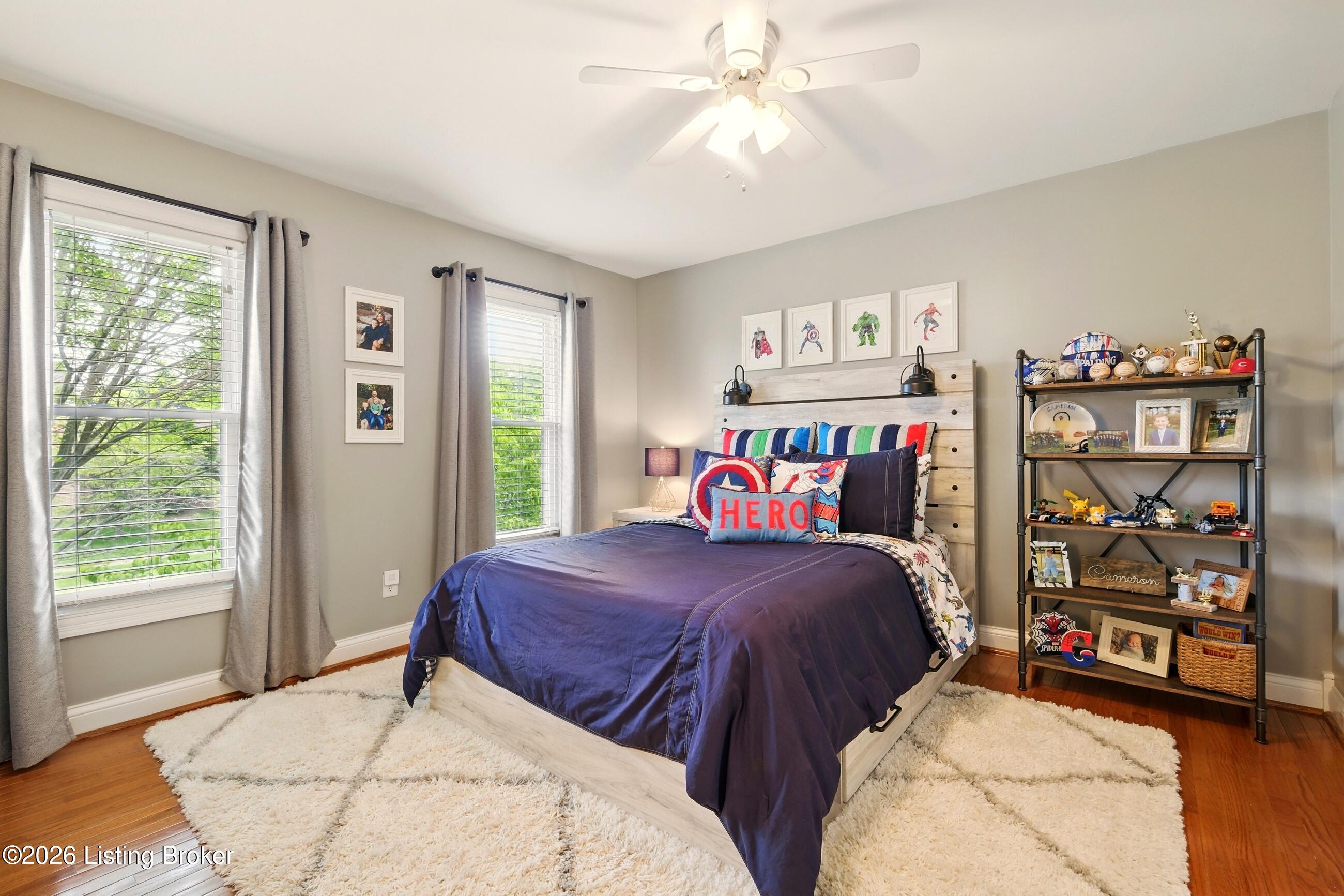 811 Foxfire Dr