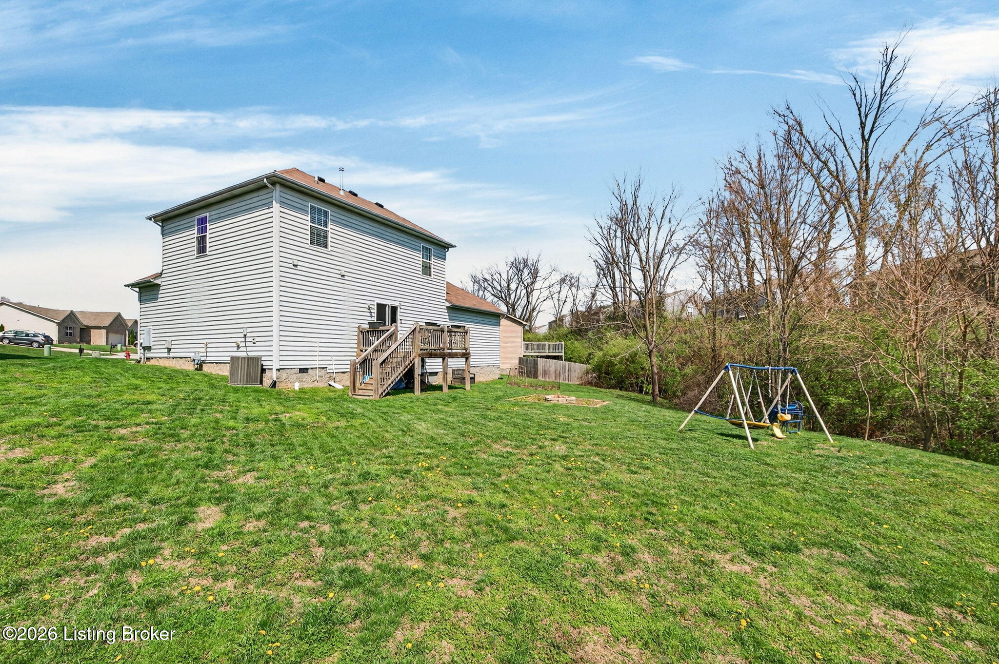 137 Spring Leaf Ct